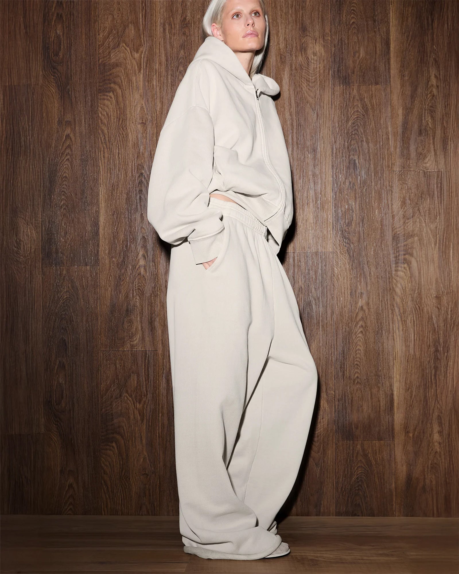 Entire studios・entire studio -  FULL SWEATPANT / TAUPE