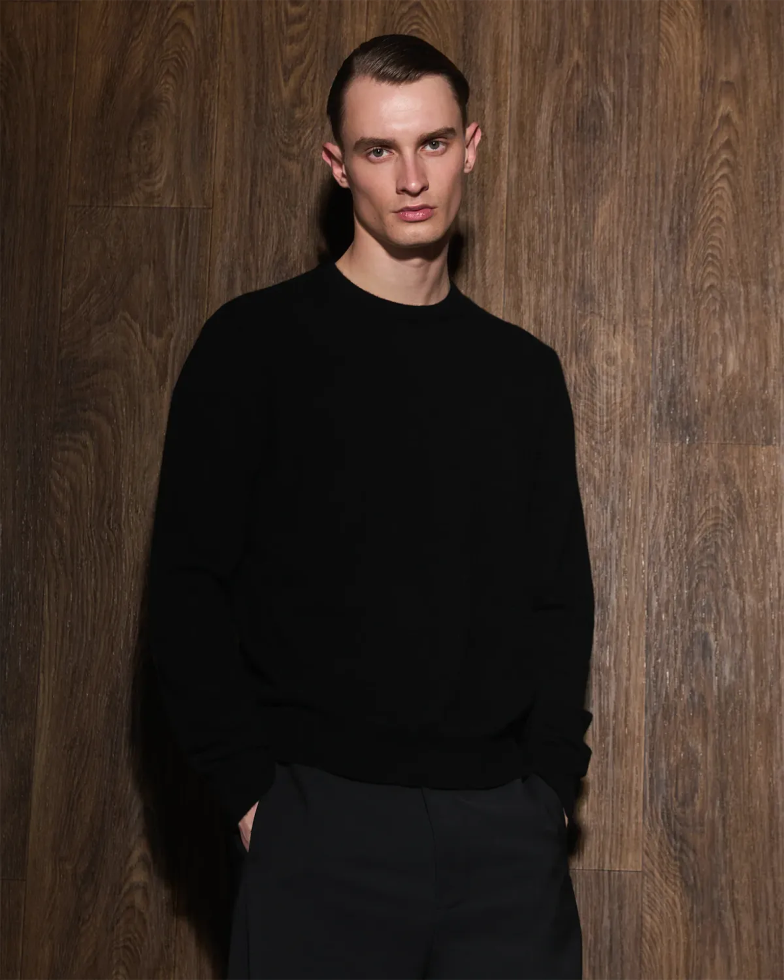 Entire studios・entire studio -  KNIT CREWNECK / BLACK