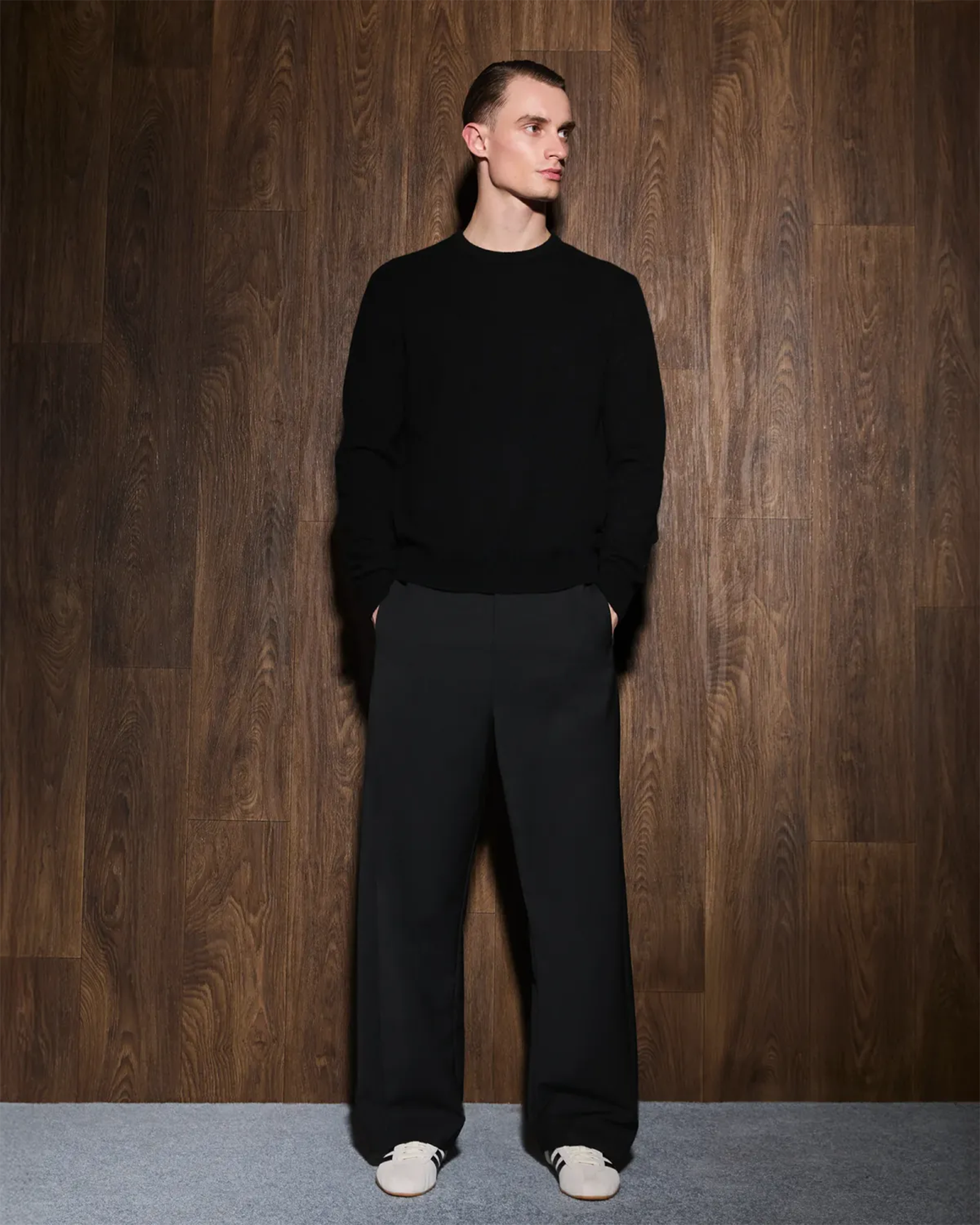 Entire studios・entire studio -  KNIT CREWNECK / BLACK
