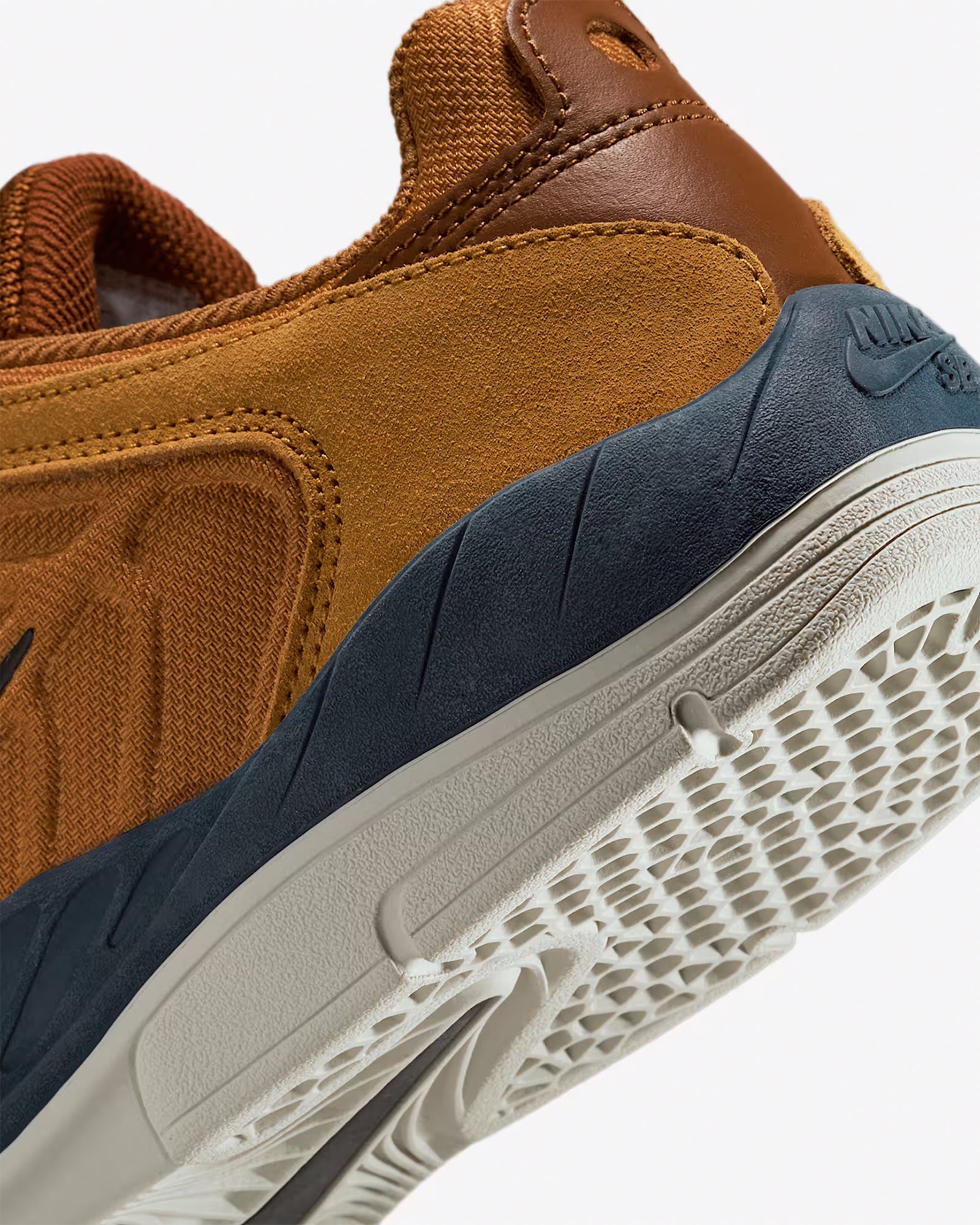NIKE SB・ナイキ エスビー - ローカットスニーカー NIKE SB VERTEBRAE / WHEAT