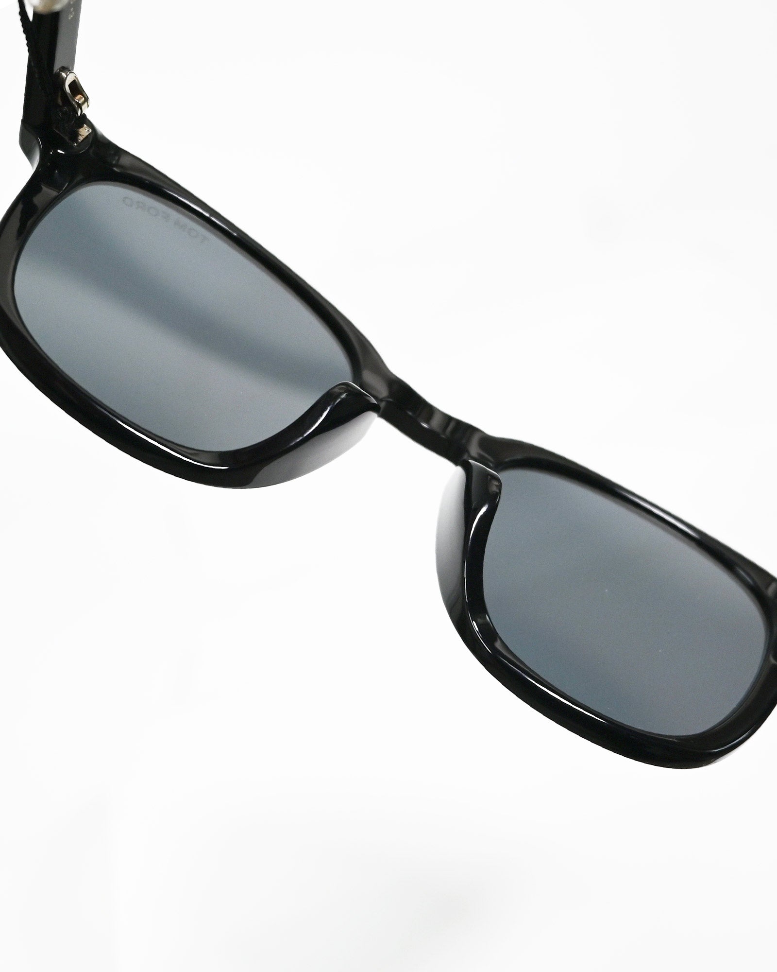 TOM FORD -EYEWEAR-・tom ford -  TOM FORD SUNGLASSES / FT0975-K-5201A