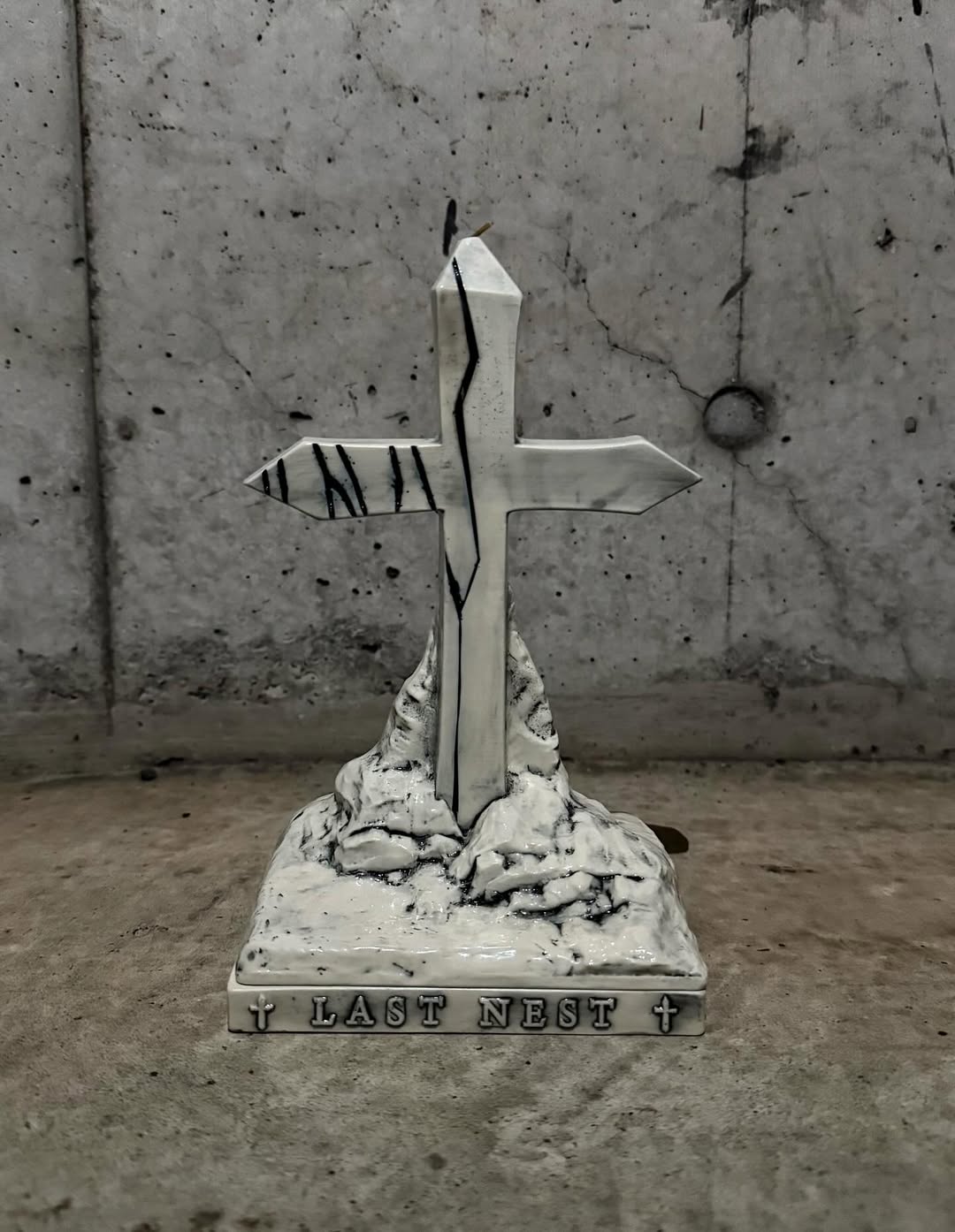 LAST NEST・last nest -  CROSS INCENSE CHAMBER / WHITE