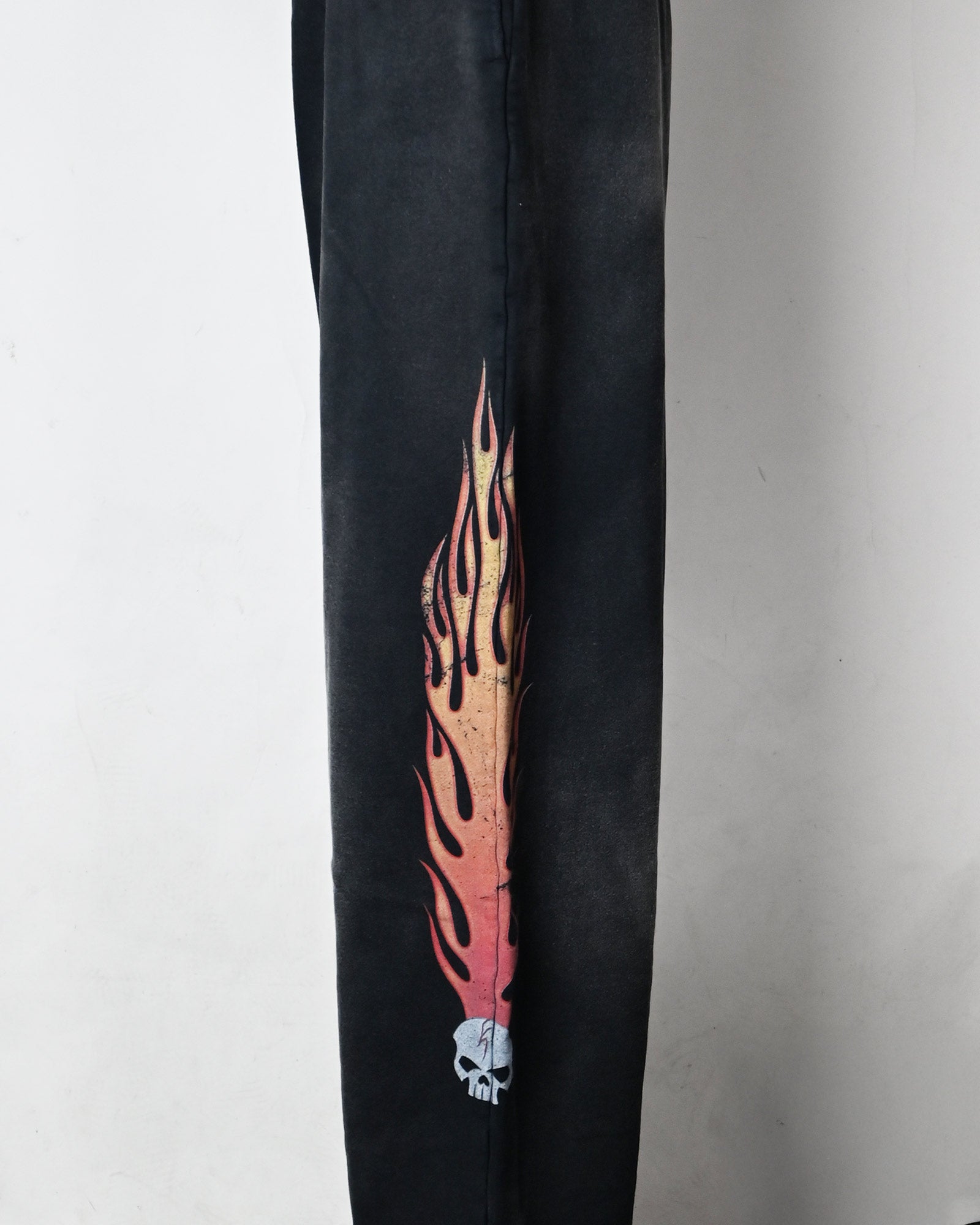 KAMIYA・Kamiya -  FLAME DISTRESSED SWEAT PANTS / BLACK