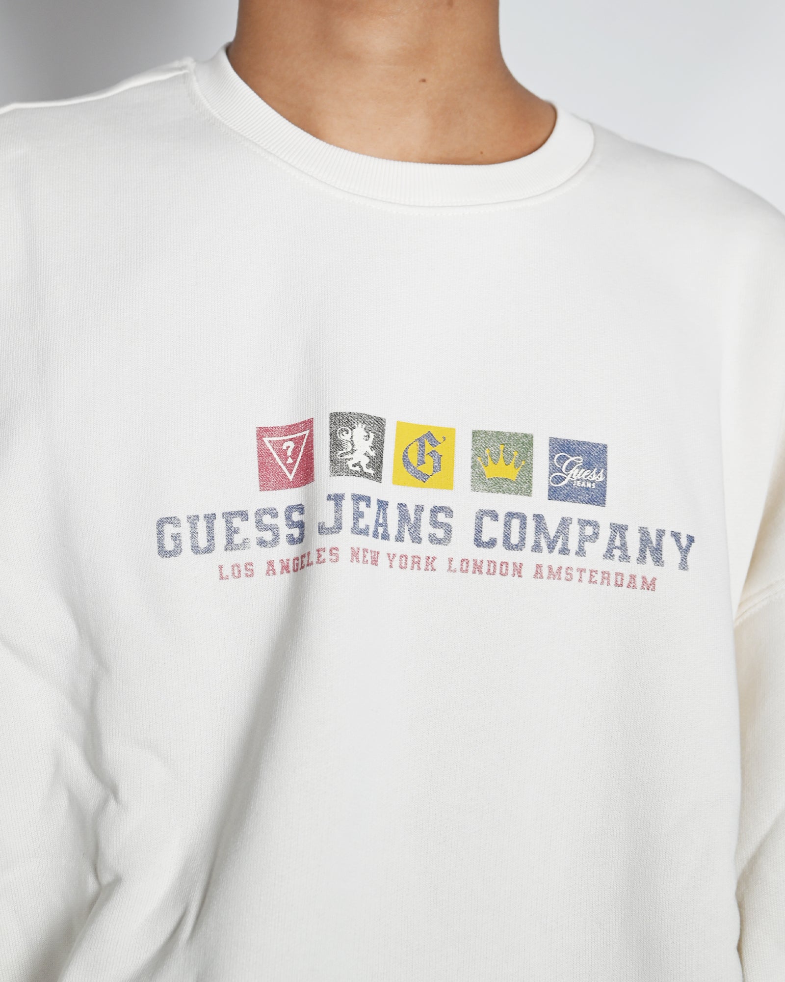 GUESS JEANS・ゲス ジーンズ - スウェット GJ CN OS INTERNATIONAL / WHITE