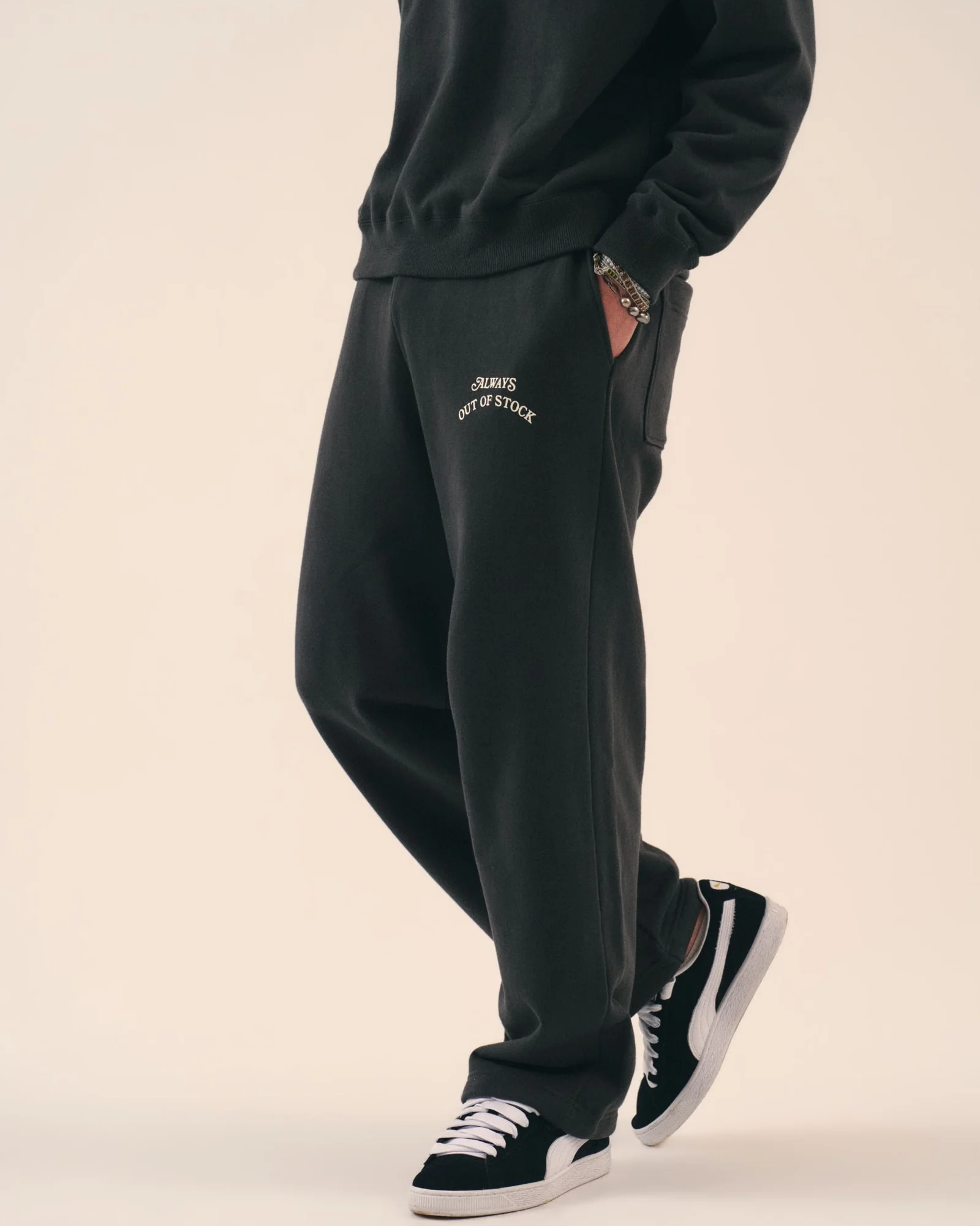 ALWAYS OUT OF STOCK・オールウェイズ アウト オブ ストック - スウェットパンツ BASIC LOGO  SWEATPANTS / CHARCOAL