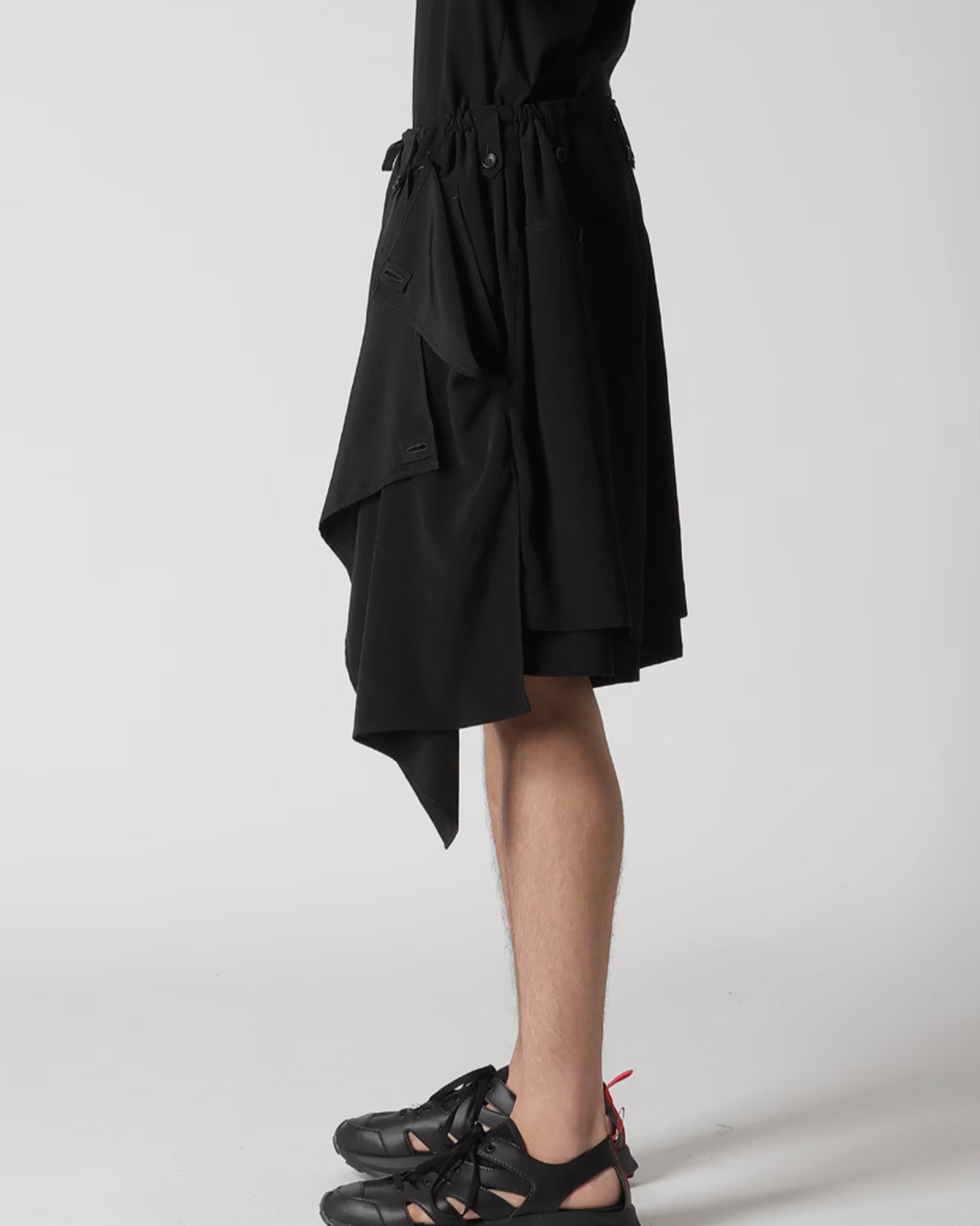 Yohji Yamamoto・ヨウジ ヤマモト - ハーフ・ショートパンツ TA TUXEDO DRAPE PANEL ATTACHED SHORT PANTS