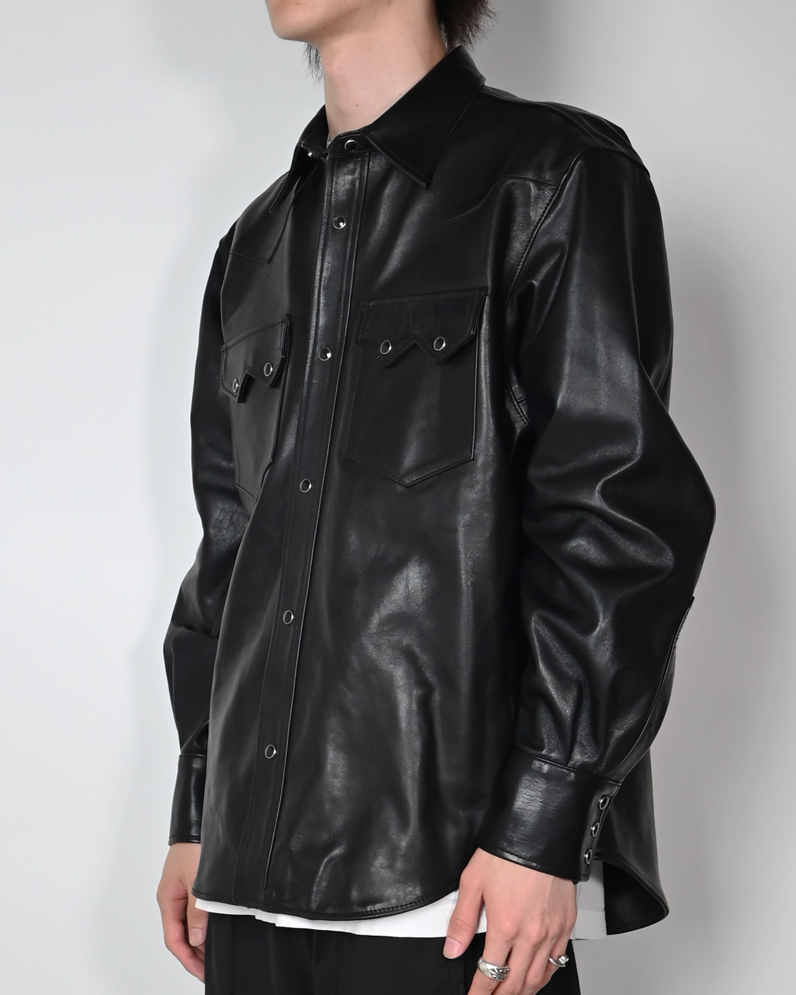MASSES・マシス - ジャケット HORSE LEATHER SHIRT VINTAGE W / BLACK