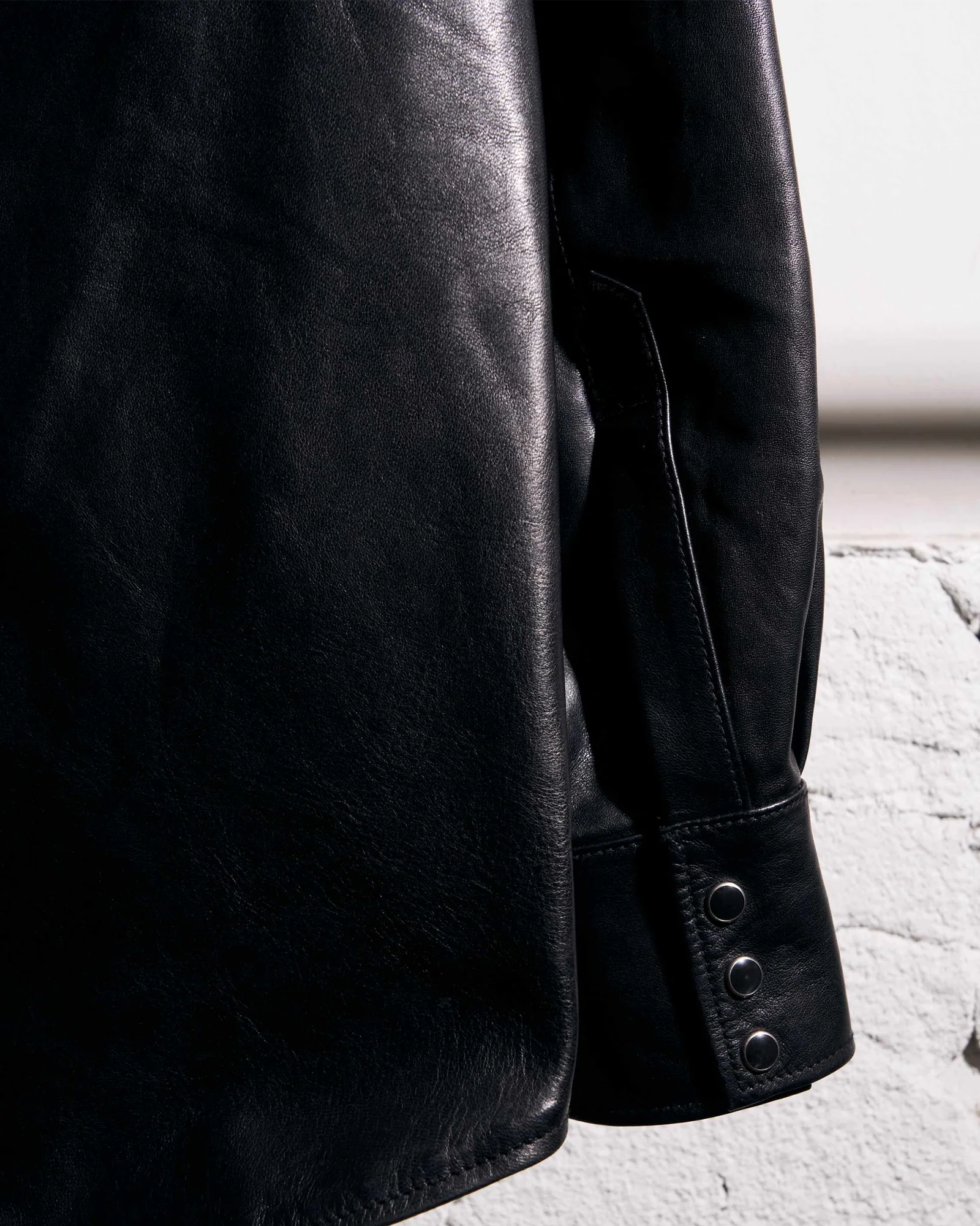 MASSES・マシス - ジャケット HORSE LEATHER SHIRT VINTAGE W / BLACK