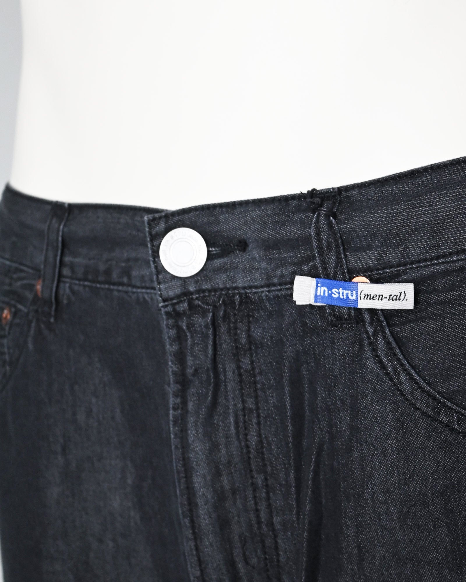 in・stru(men-tal).・イン・ストゥルメンタル - その他パンツ COTTON TENCEL DENIM BAGGY PANTS / BLACK