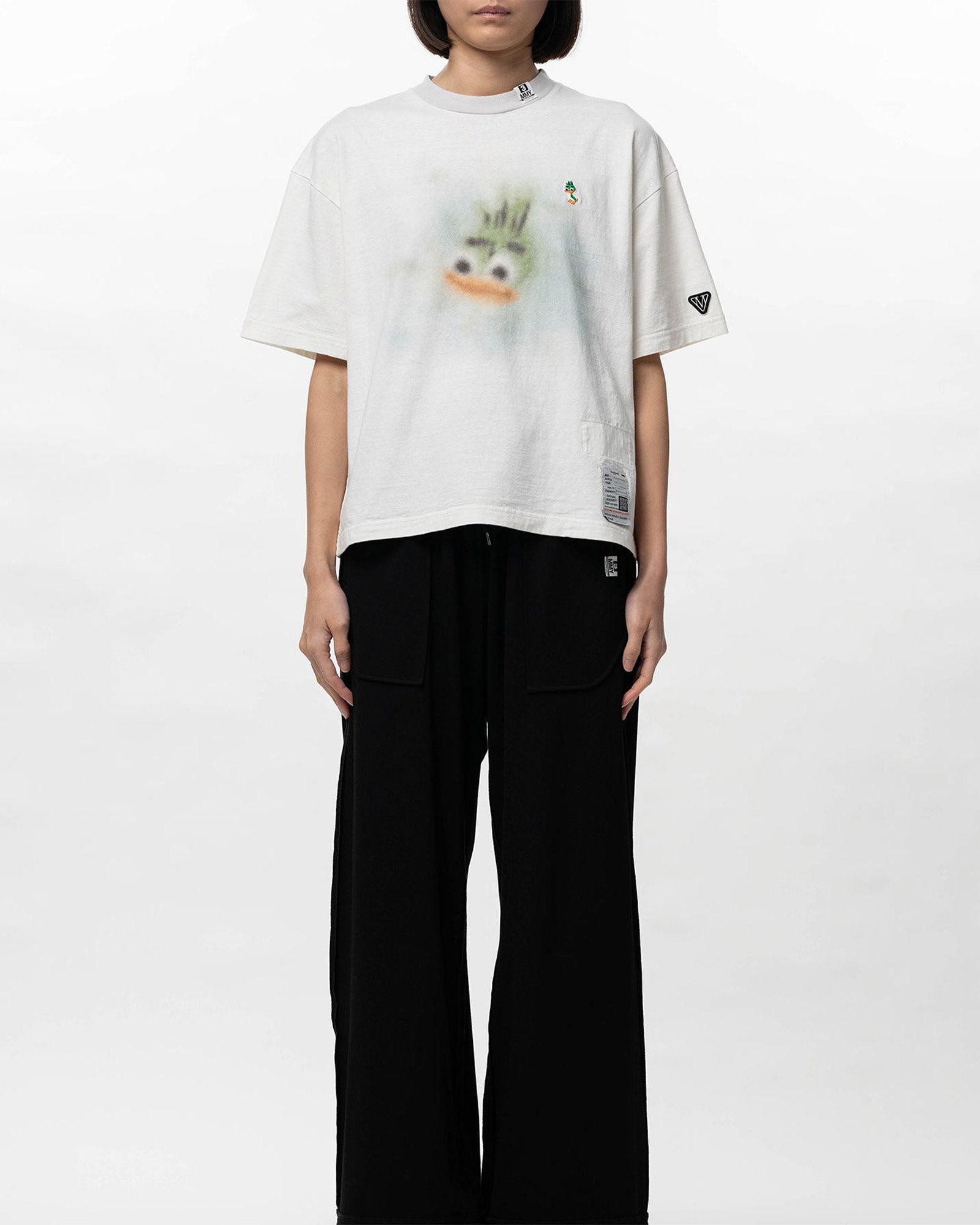MIHARA YASUHIRO・ミハラヤスヒロ - トップス LEON PRINTED TEE / WHITE