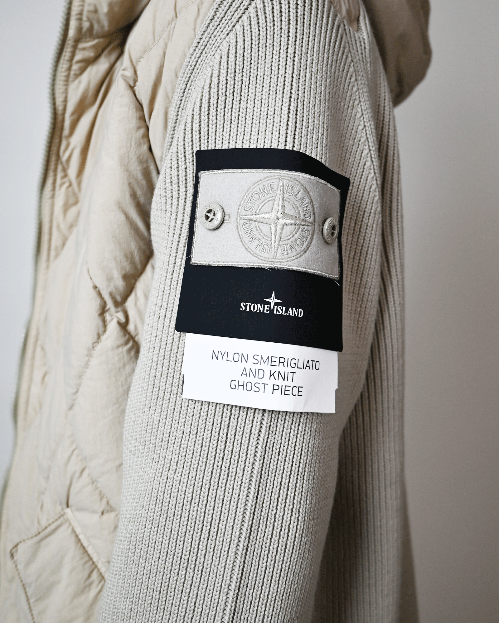 STONE ISLAND・ストーンアイランド - ジャケット GHOST JACKET / BEIGE