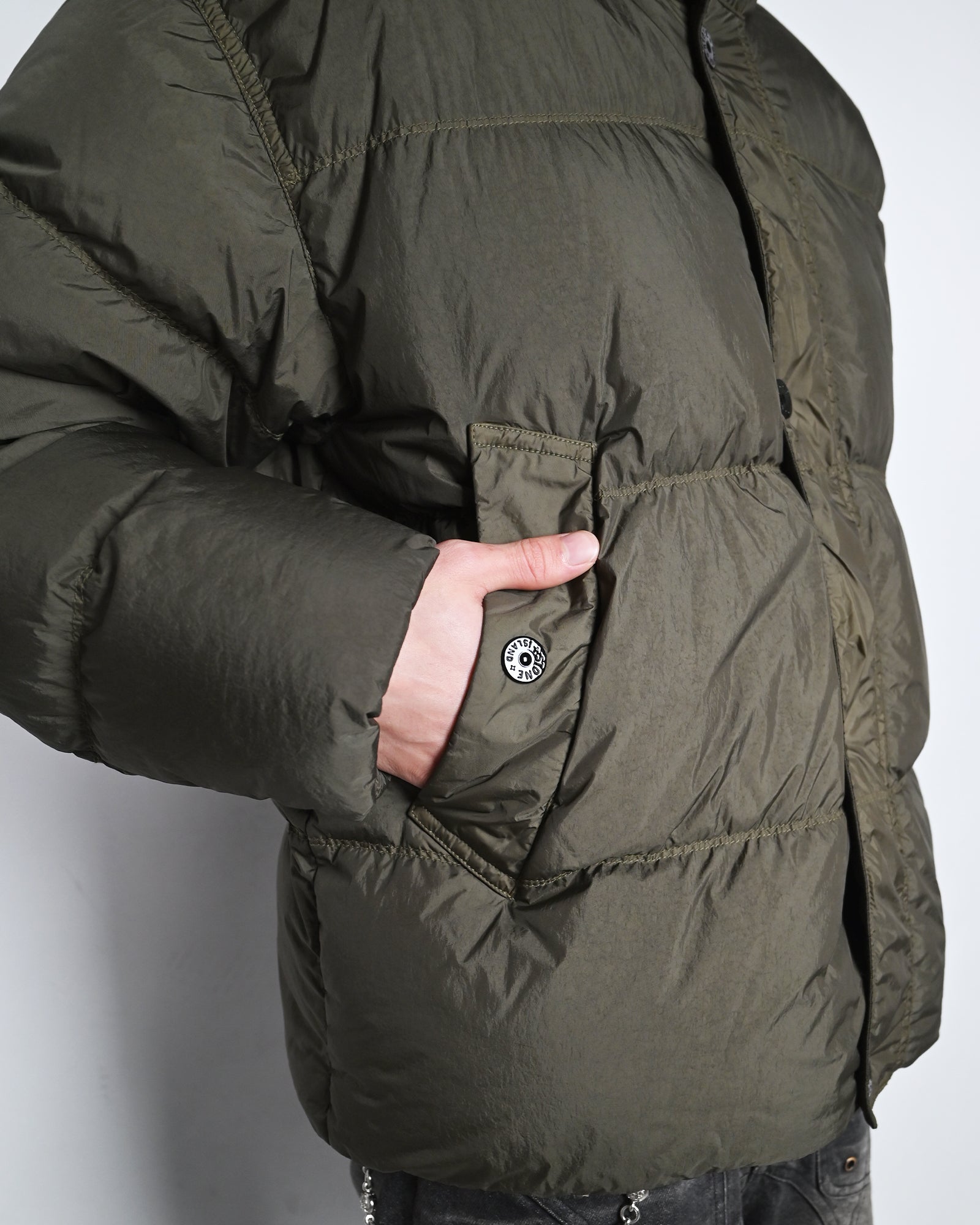 STONE ISLAND・stone island -  CRINKLE REPS NY RECYCLED NYLON / VERDE MILITARE