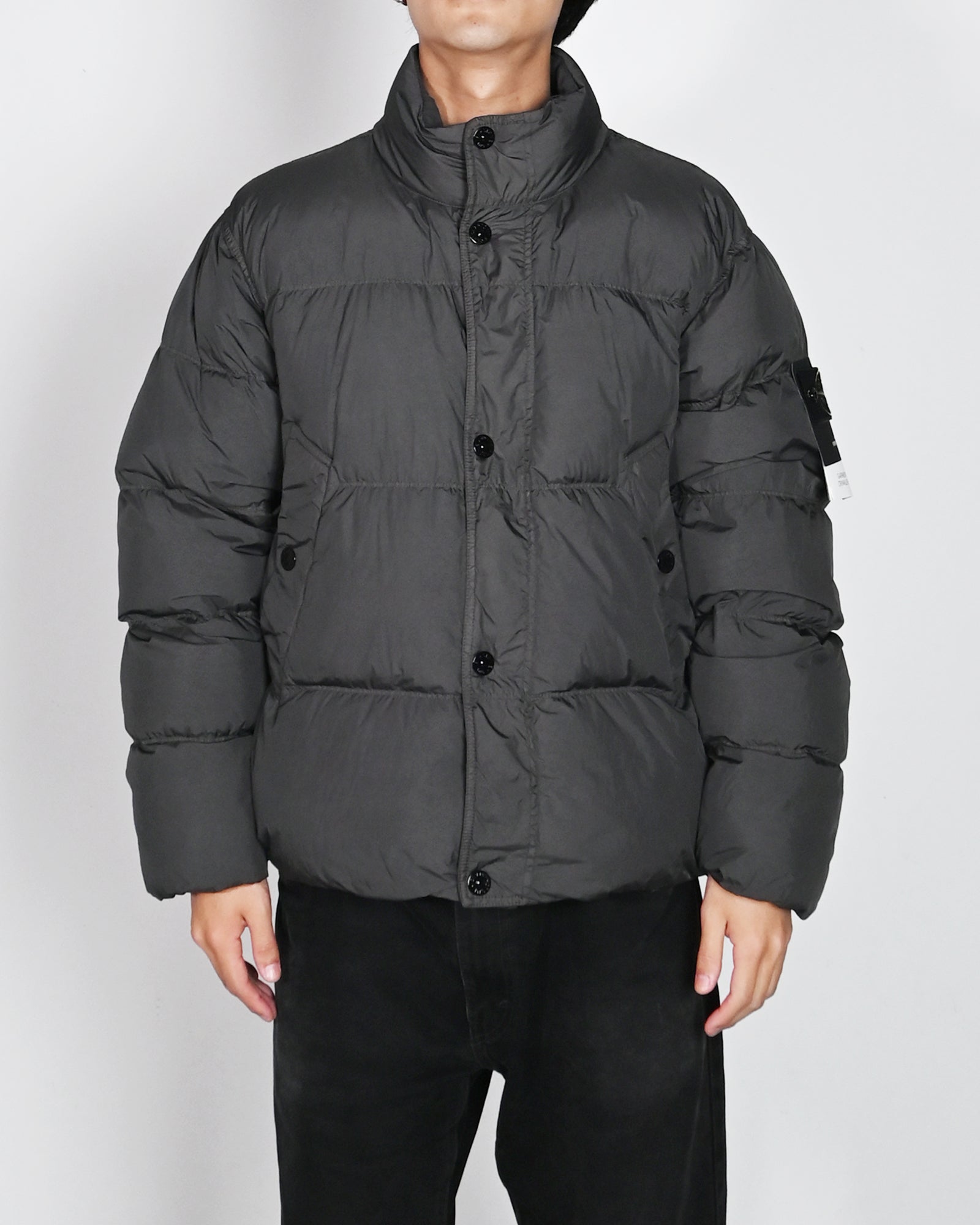 STONE ISLAND・ストーンアイランド - ダウンジャケット CRINKLE REPS NY RECYCLED NYLON / LEAD GREY