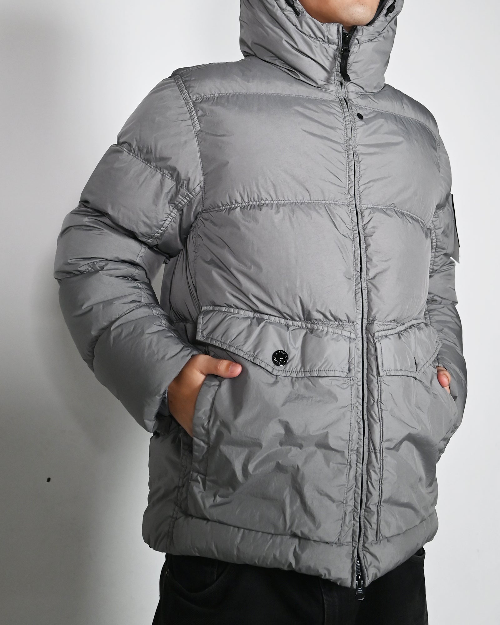 STONE ISLAND・stone island -  CRINKLE REPS NY RECYCLED NYLON / CEMENTO