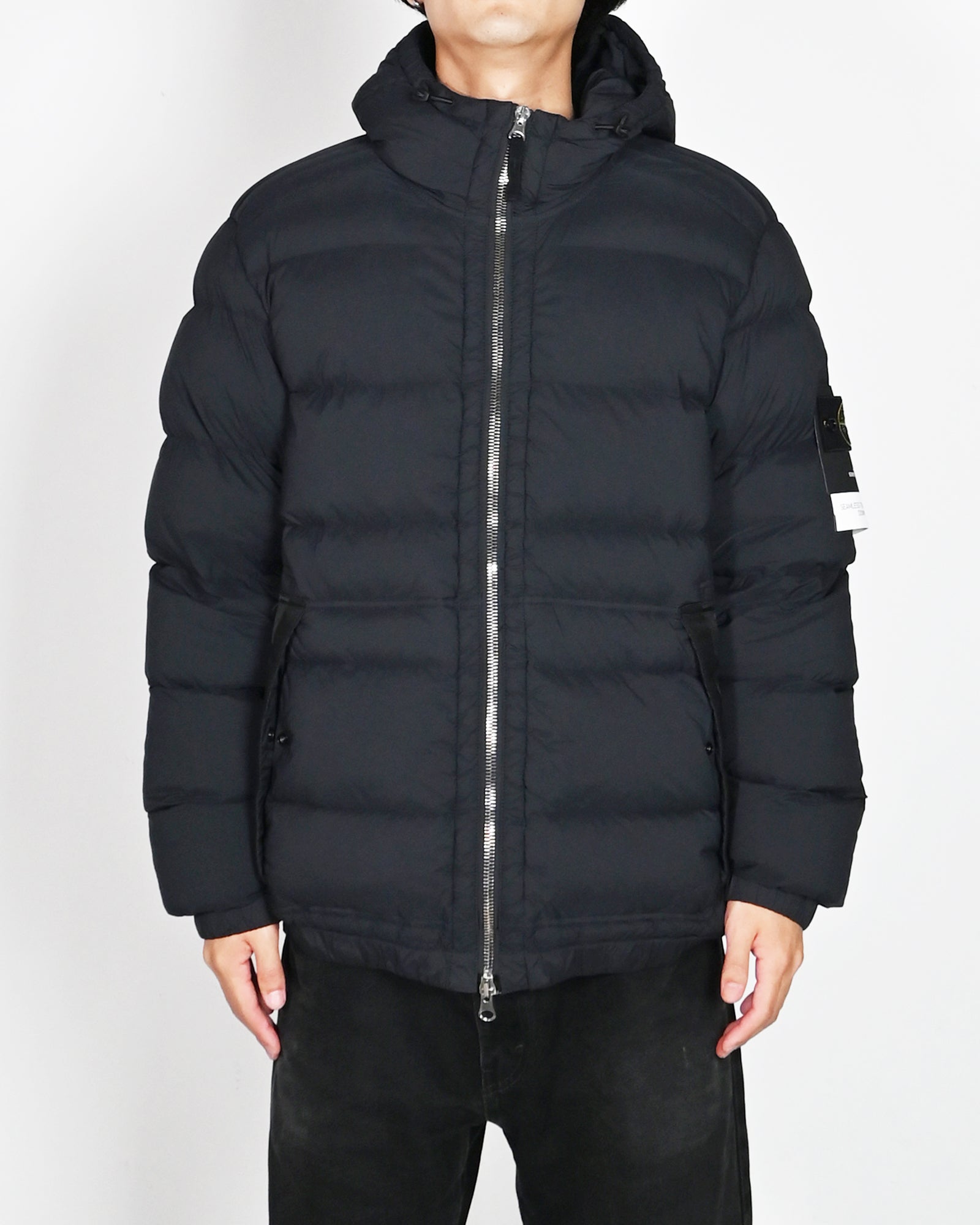 STONE ISLAND・stone island -  CRINKLE REPS NY RECYCLED NYLON / NERO