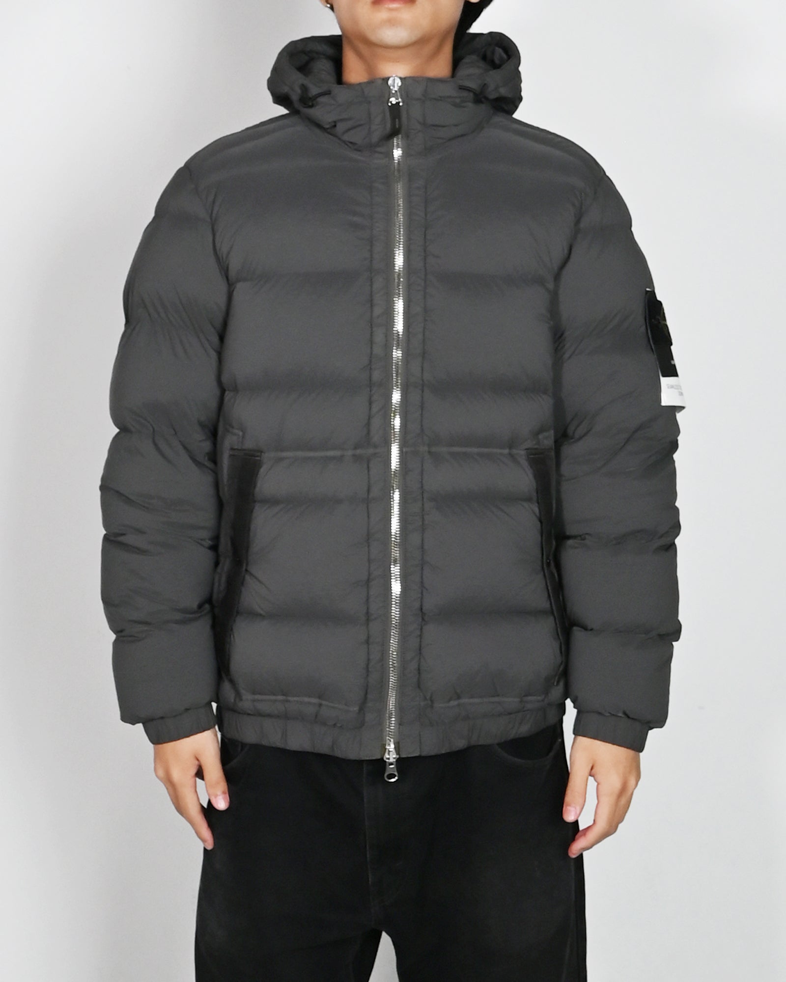 STONE ISLAND・stone island -  CRINKLE REPS NY RECYCLED NYLON / LEAD GREY