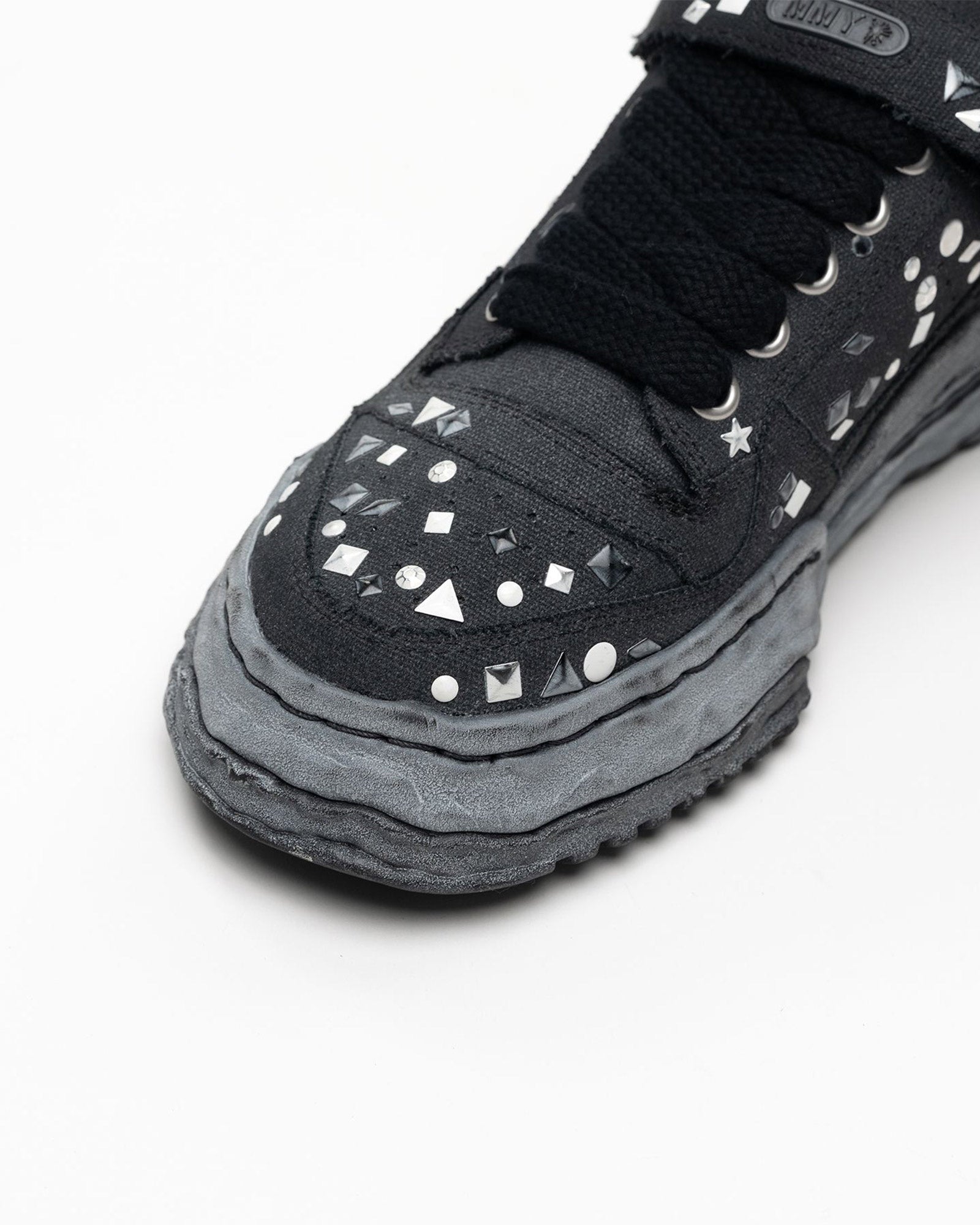 MIHARA YASUHIRO・ミハラヤスヒロ - ローカットスニーカー KEITH EMBELLISHED CANVAS LOW / BLACK