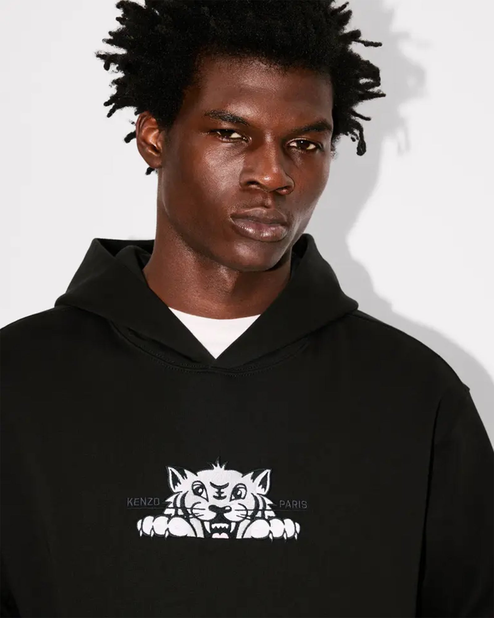 KENZO・ケンゾー - パーカー・フーディ KENZO HAPPY TIGER EMBROIDERED CLASSIC HOODIE / BLACK