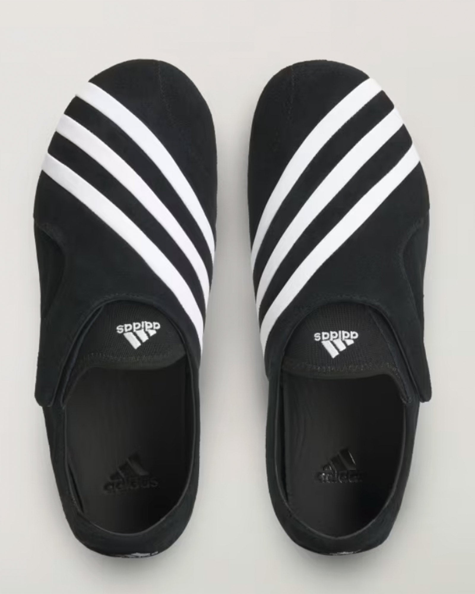 adidas・アディダス - ローカットスニーカー PW YOGA VARIO/ CORE BLACK / Verginia