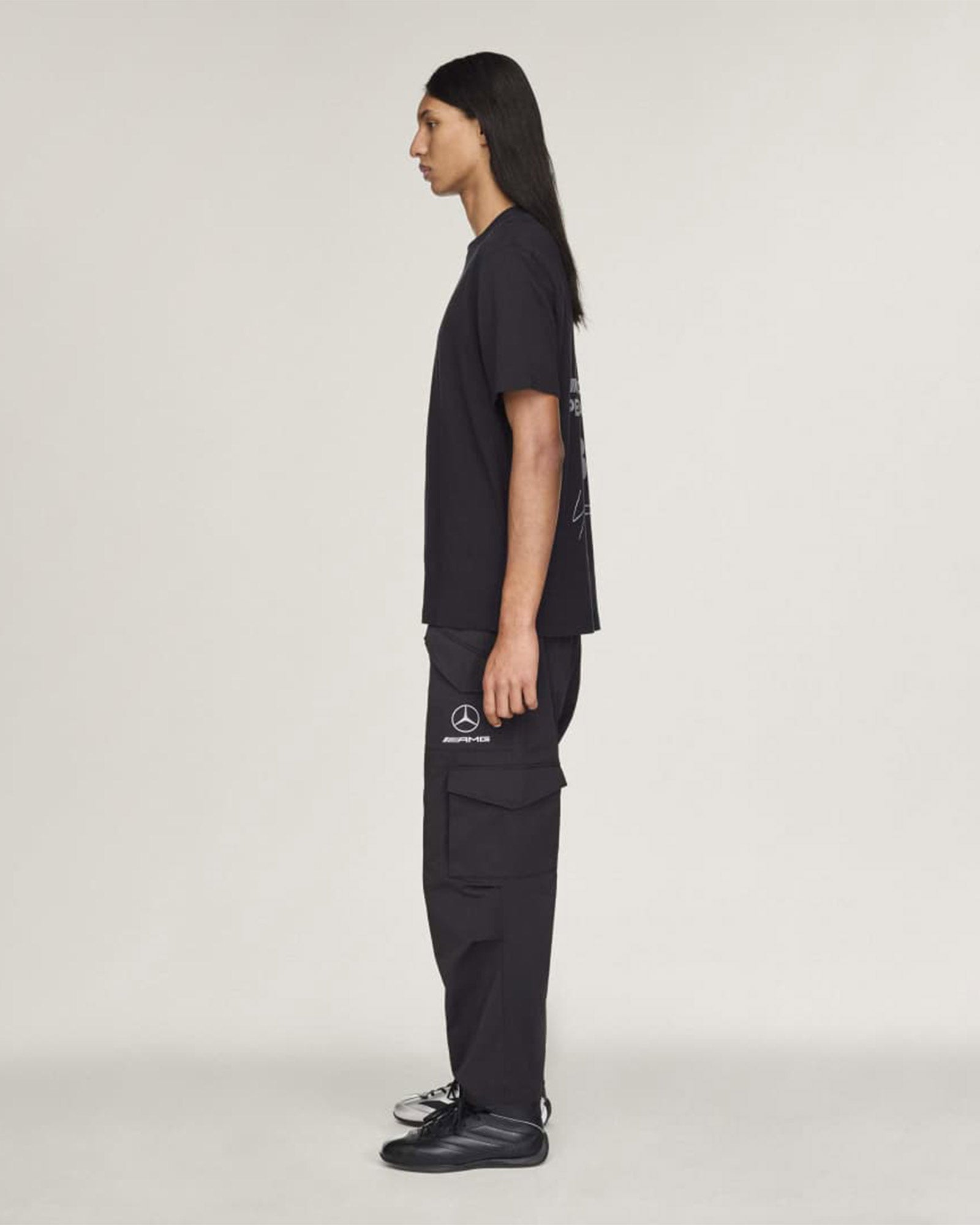 Y-3・韦斯利 -  Y-3 MERCEDES - AMG PETRONAS FORMULA 1 TEAM LOGO STACK SHORT SLEEVE TEE /  BLACK