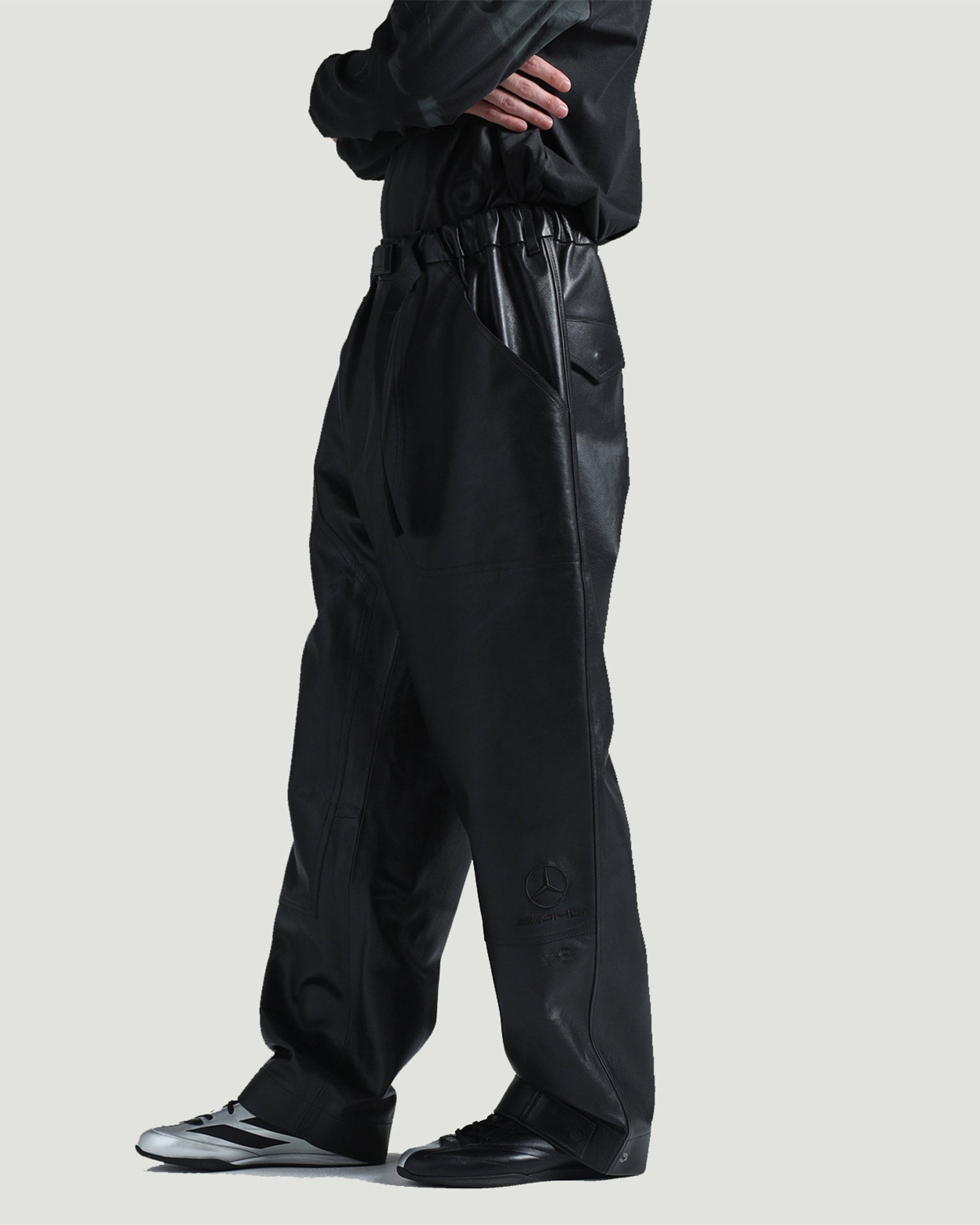 Y-3・weissly -  ”Y-3 MERCEDES - AMG PETRONAS FORMULA 1 TEAM LEATHER RACING PANTS” /  BLACK