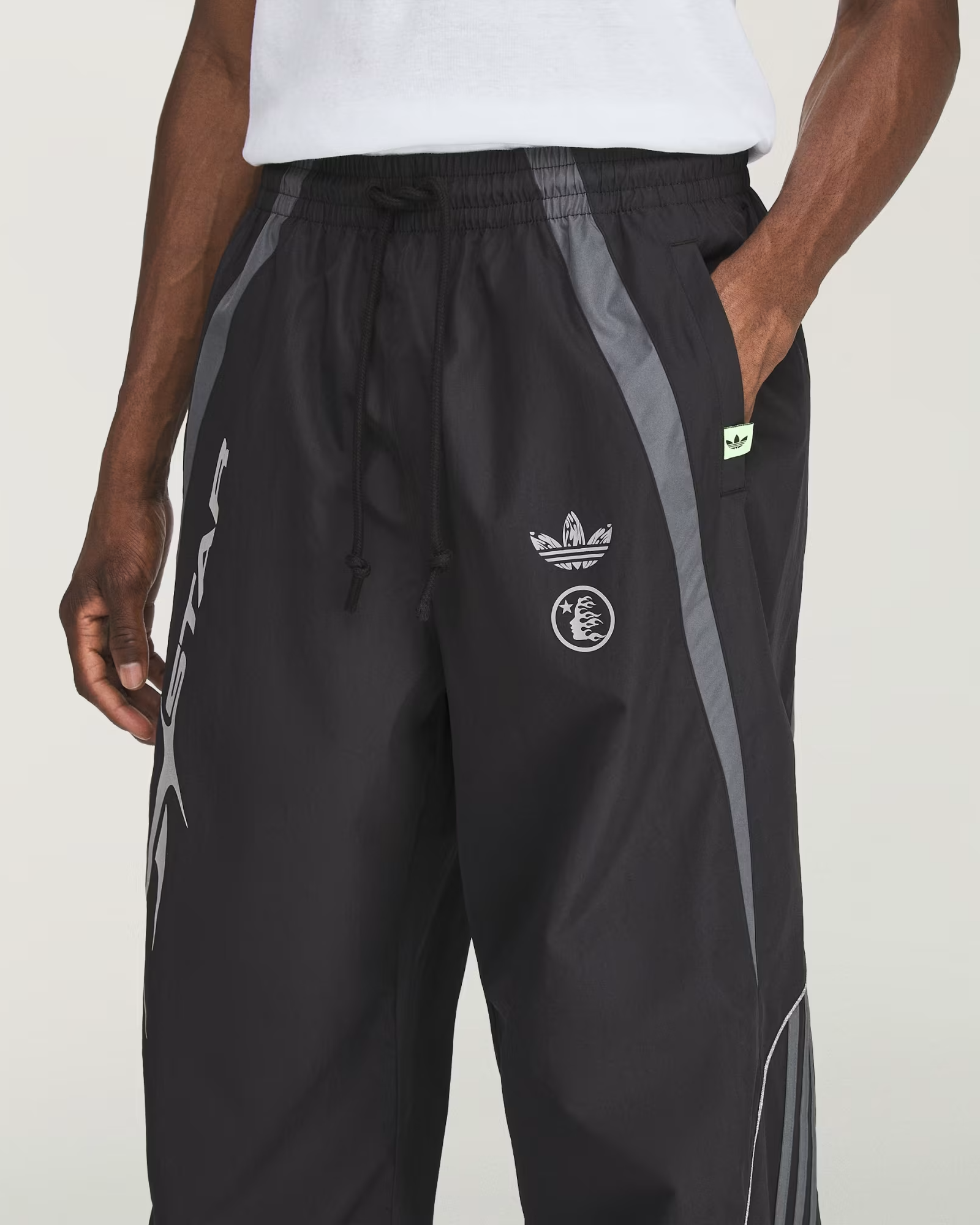 adidas・アディダス - カーゴパンツ adidas × HELLSTAR STMT EMBER TRACK PANTS / BLACK