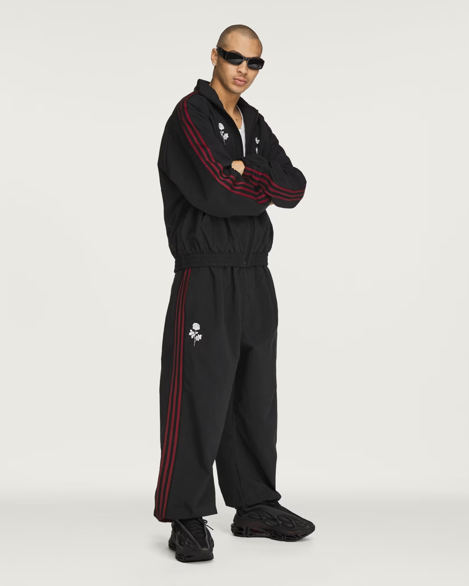 adidas × WILLY CHAVARRIA・アディダス × ウィリーチャバリア - ジャケット ADIDAS × WILLY CHAVARRIA WOVEN TRACKT / BLACK