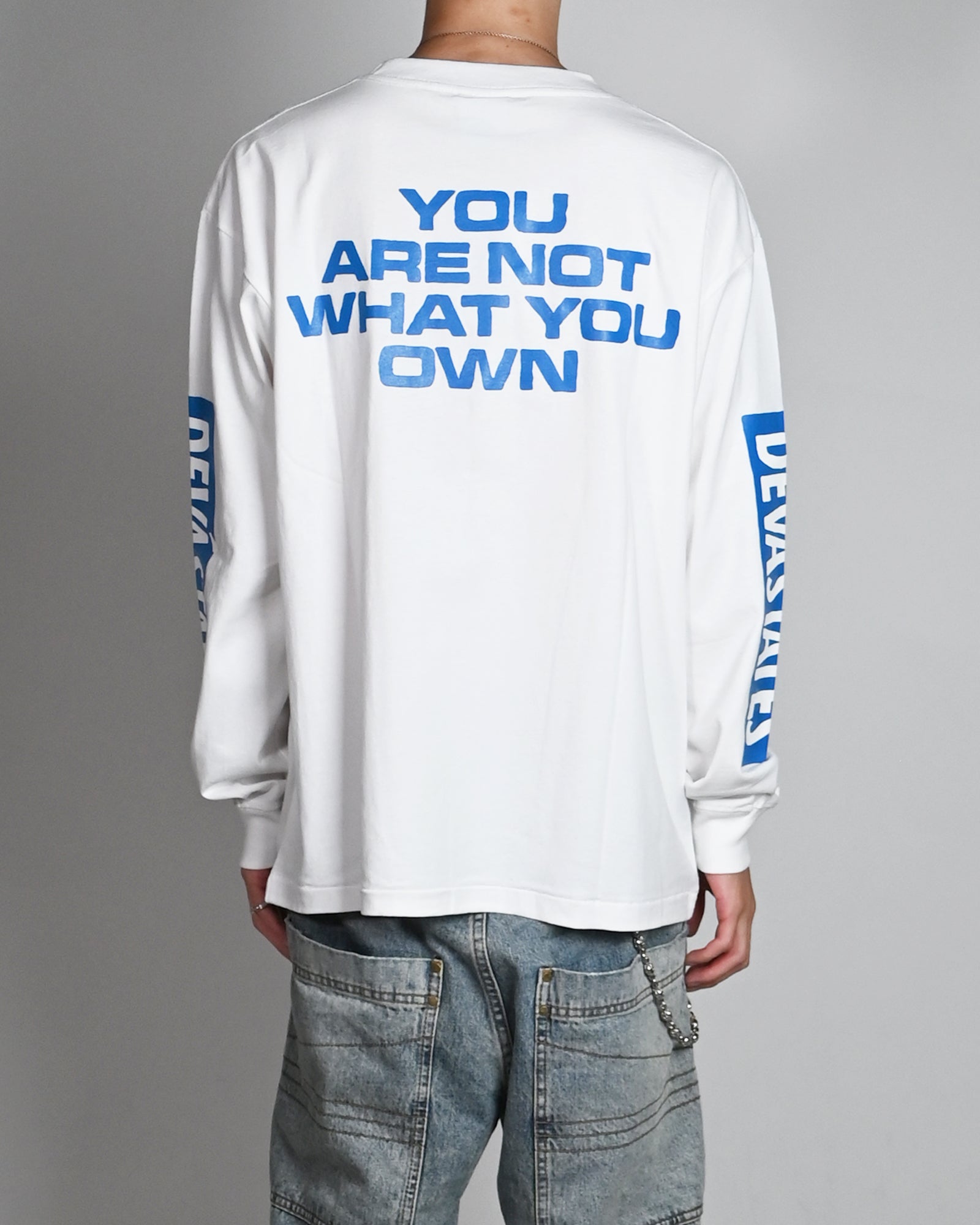 DEVA STATES・ディーヴァ ステイツ - L/S Tシャツ L/S GFX RETRO TSHIRT - AVARICE / WHITE