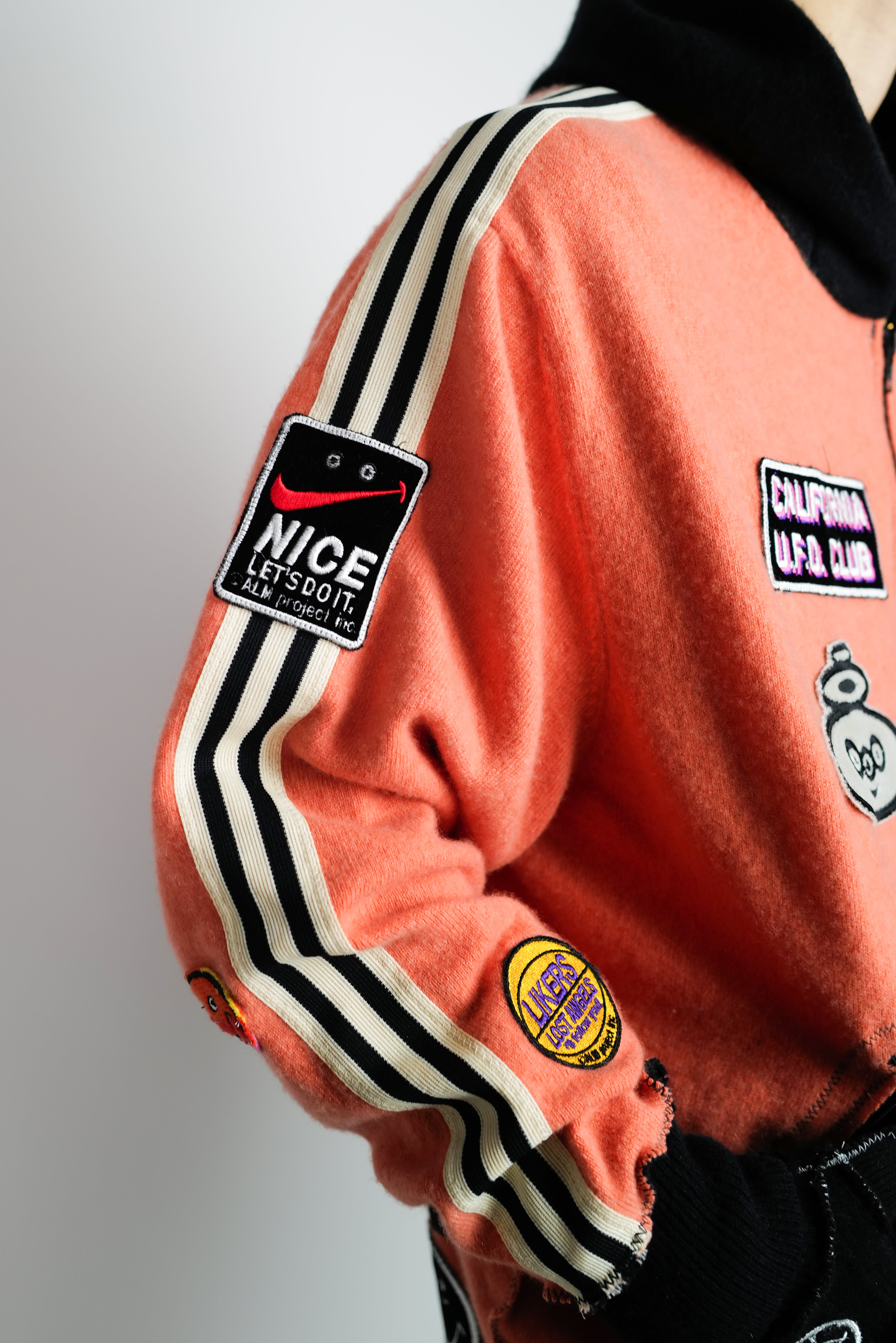 A LOVE MOVEMENT・ア・ラブ・ムーブメント - パーカー・フーディ ALM RECYCLE CASHMERE ZIPUP HOODIE / ORANGE