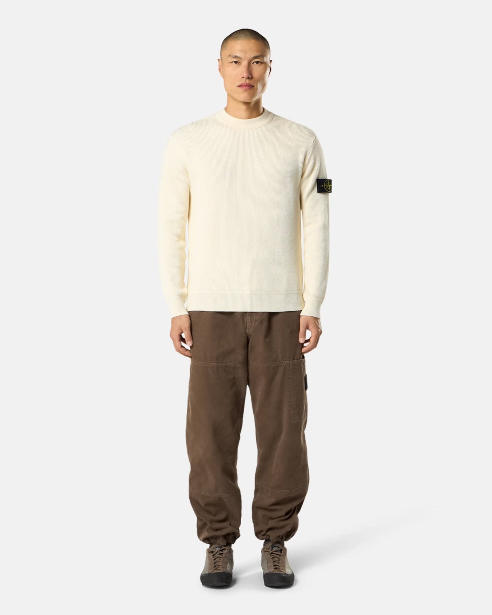 STONE ISLAND・ストーンアイランド - スウェット CREW NECK 26SS-12 / IVORY