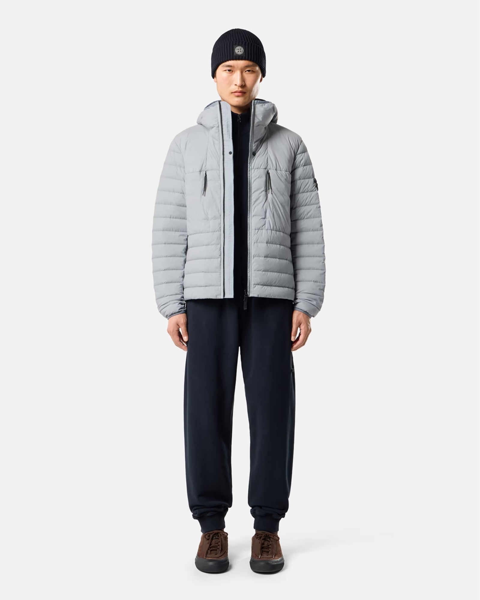 STONE ISLAND・ストーンアイランド - ダウンジャケット "SEAMLESS TUNNEL NYLON DOWN-TC JACKET 26AW-4100107" / ASH GREY