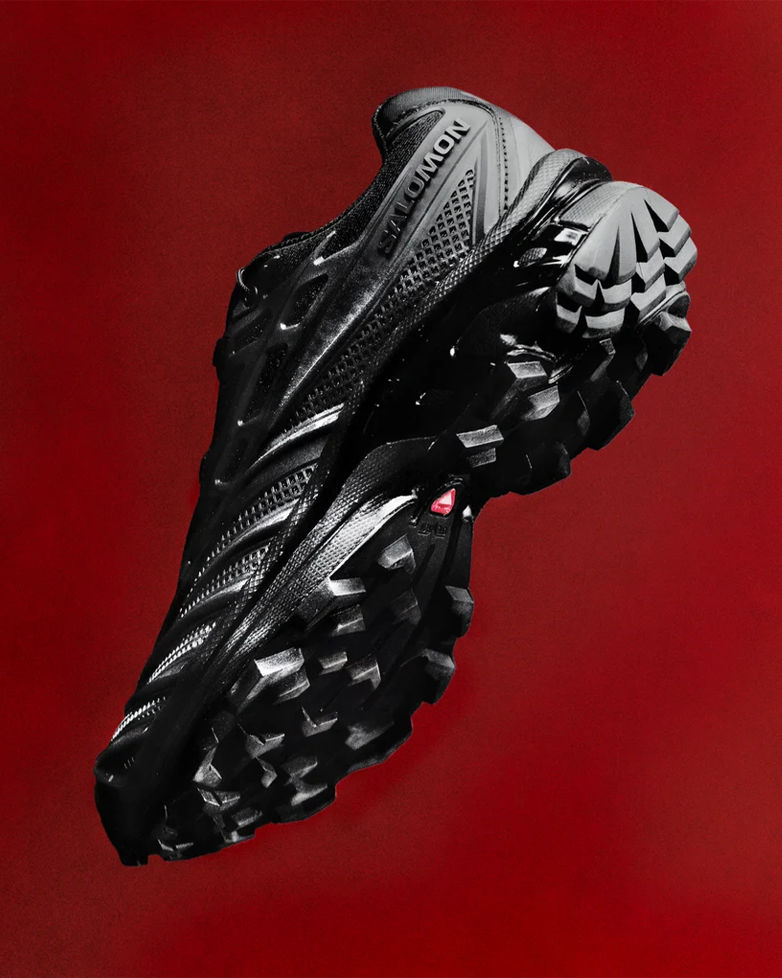 SALOMON・サロモン - ローカットスニーカー "XT-EVO" / BLACK