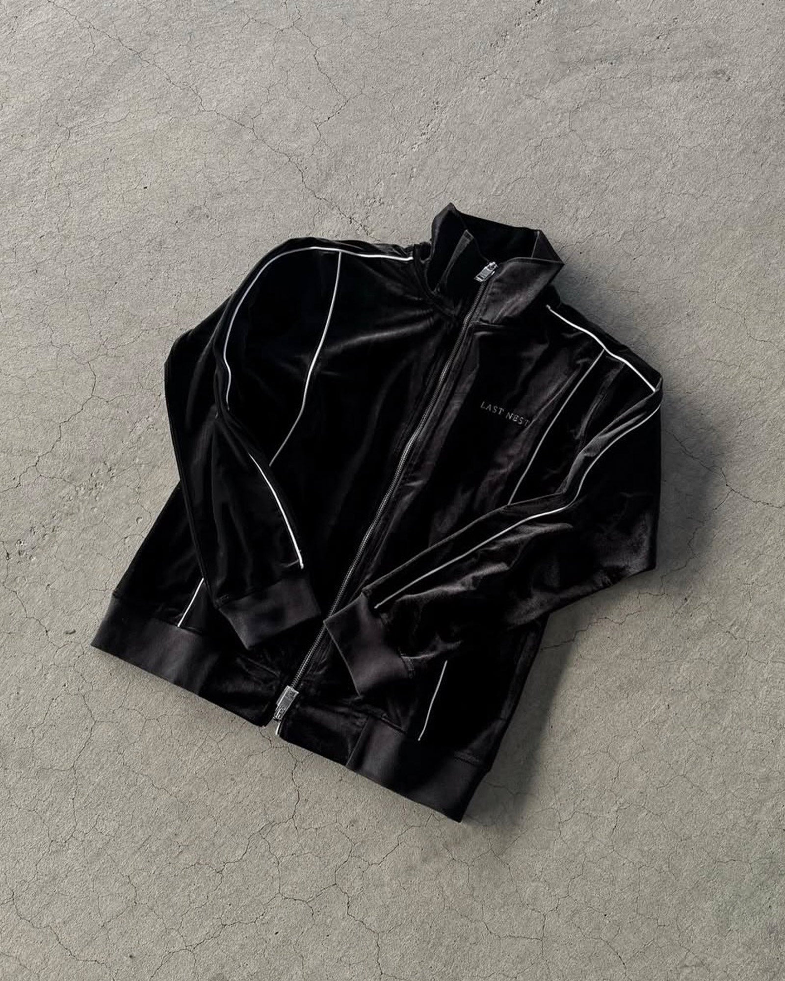 LAST NEST・ラストネスト - トップス VELVET TRACK JACKET V3 / BLACK