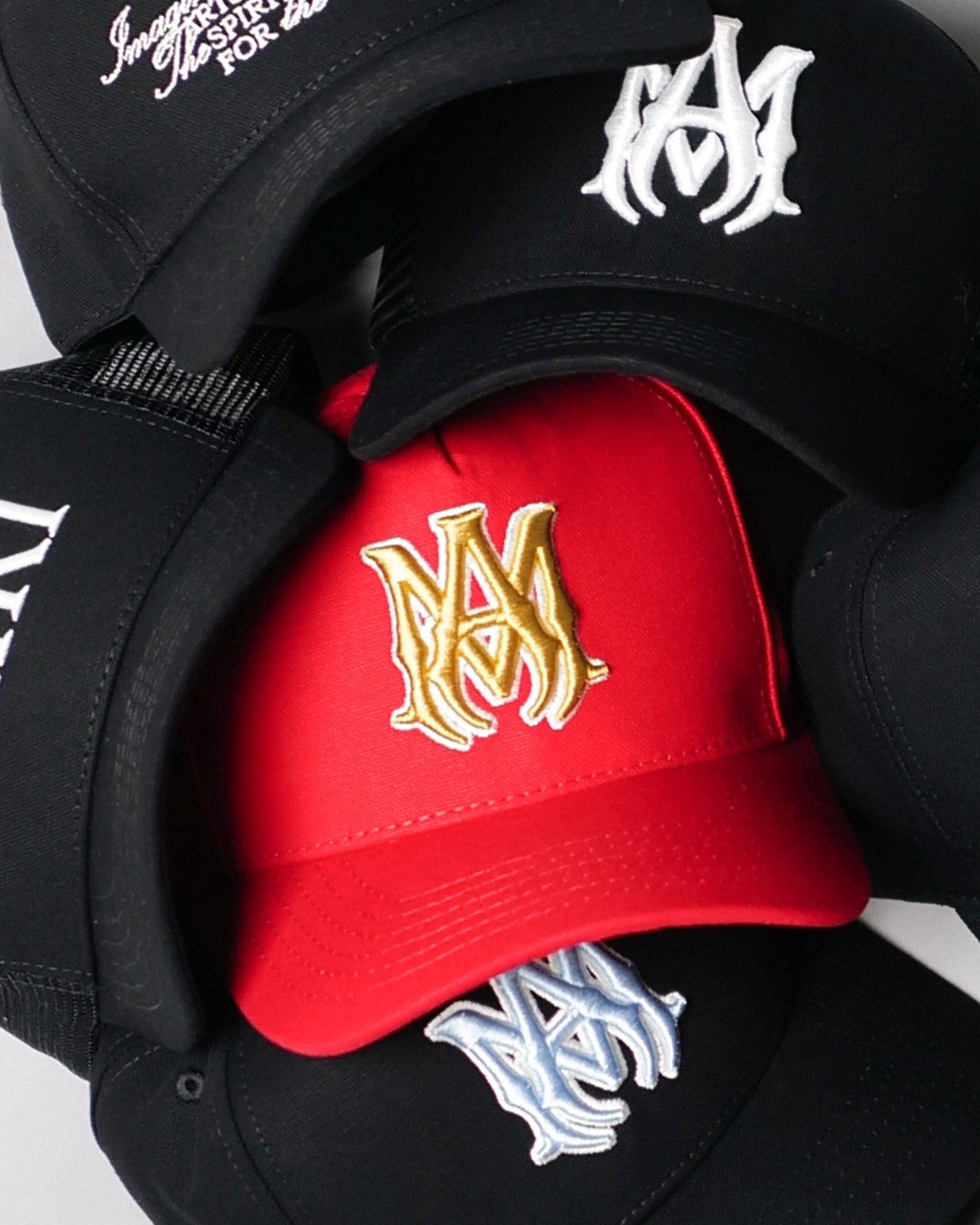 AMIRI・アミリ - キャップ MA OUTLINE CANVAS HAT / VARSITY RED