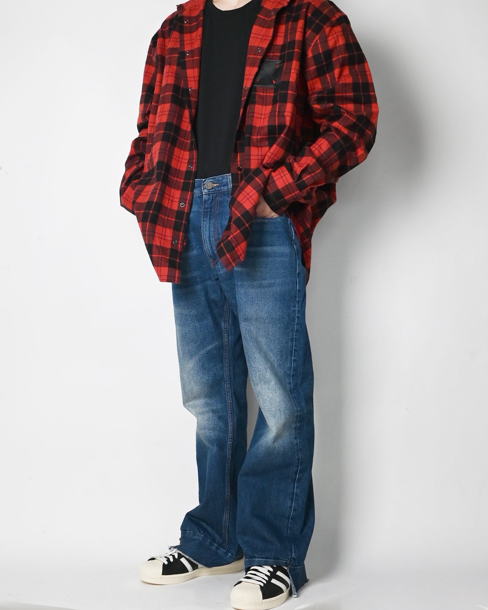 VETEMENTS・ヴェトモン - デニムパンツ BOOTCUT JEANS / WASHED BLUE