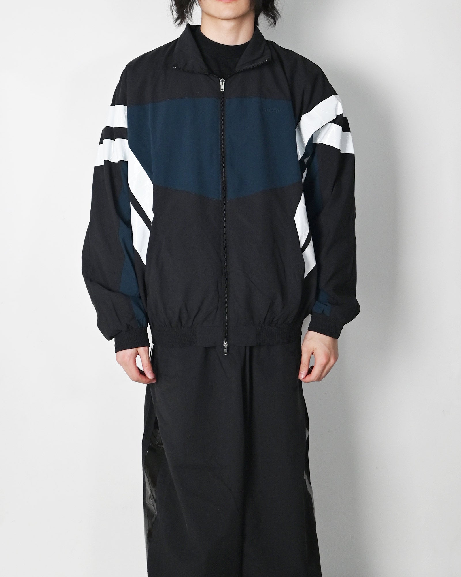 VETEMENTS・ヴェトモン - ジャケット TAPED TRACKSUIT JACKET / BLACK/BLUE