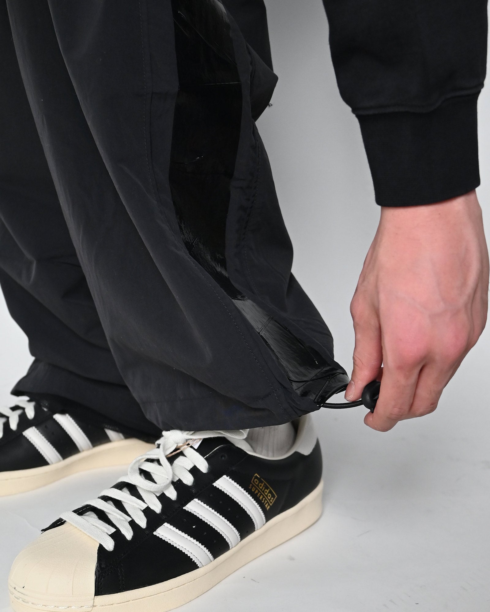 VETEMENTS・ヴェトモン - ジャージ・トラックパンツ TAPED TRACKSUIT PANTS / BLACK/BLACK