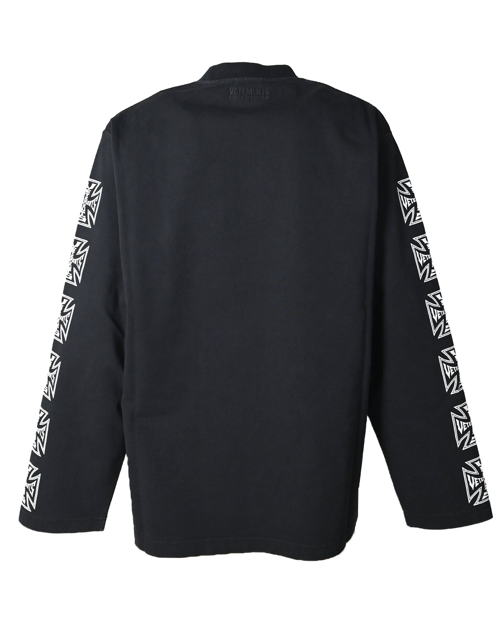 VETEMENTS・ヴェトモン - L/S Tシャツ BIKER CROSS SLEEVES LONGSLEEVE / BLACK