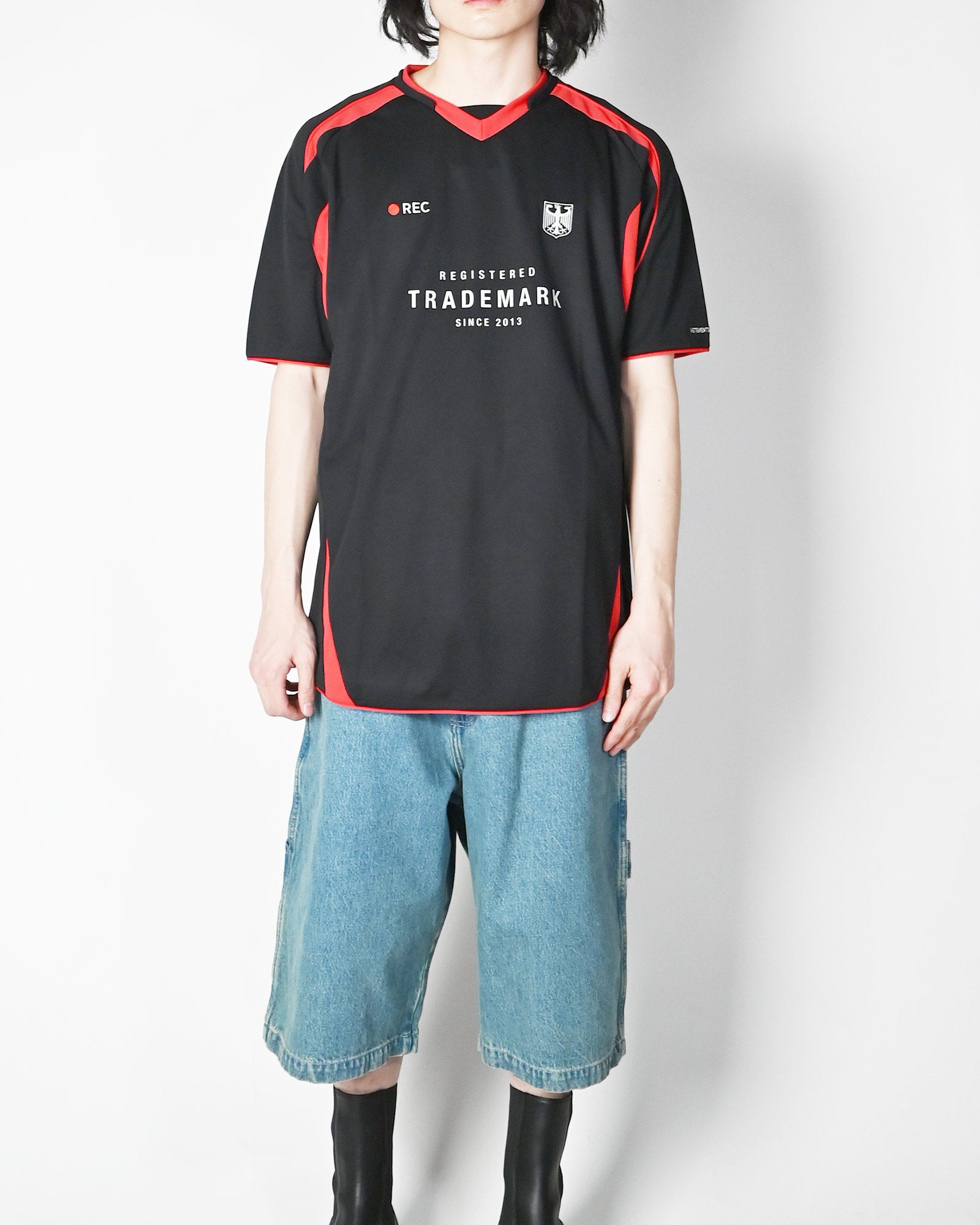 VETEMENTS・ヴェトモン - Tシャツ・カットソー FOOTBALL JERSEY / BLACK/RED