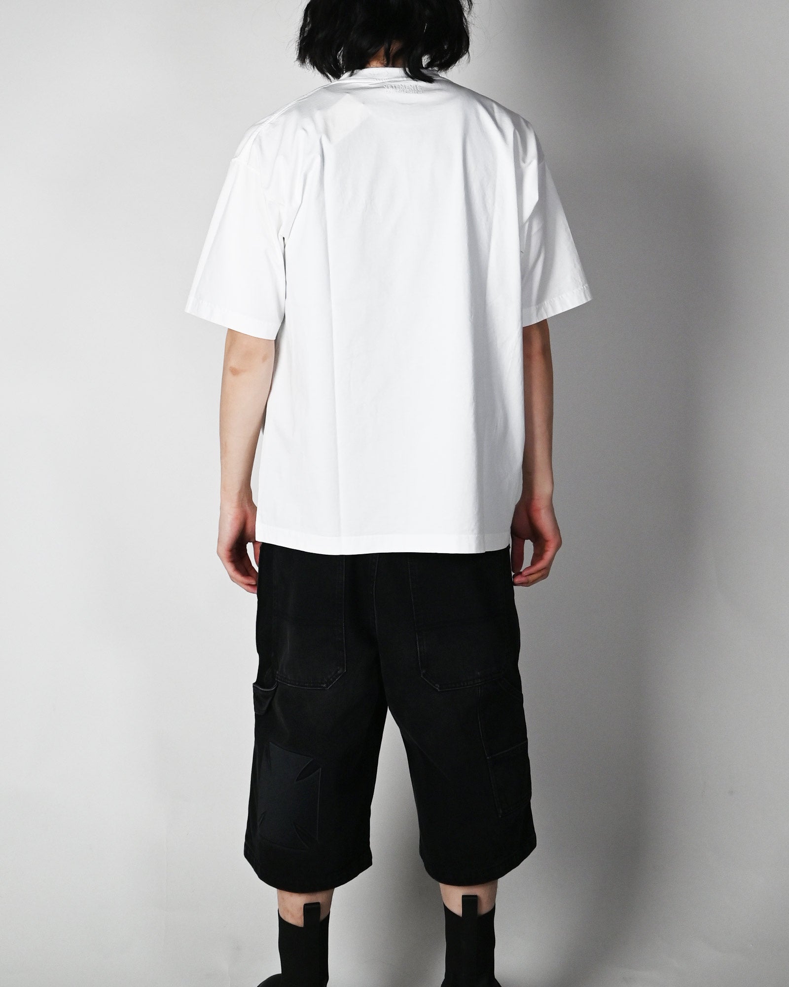 VETEMENTS・ヴェトモン - Tシャツ・カットソー STICKER T-SHIRT / WHITE