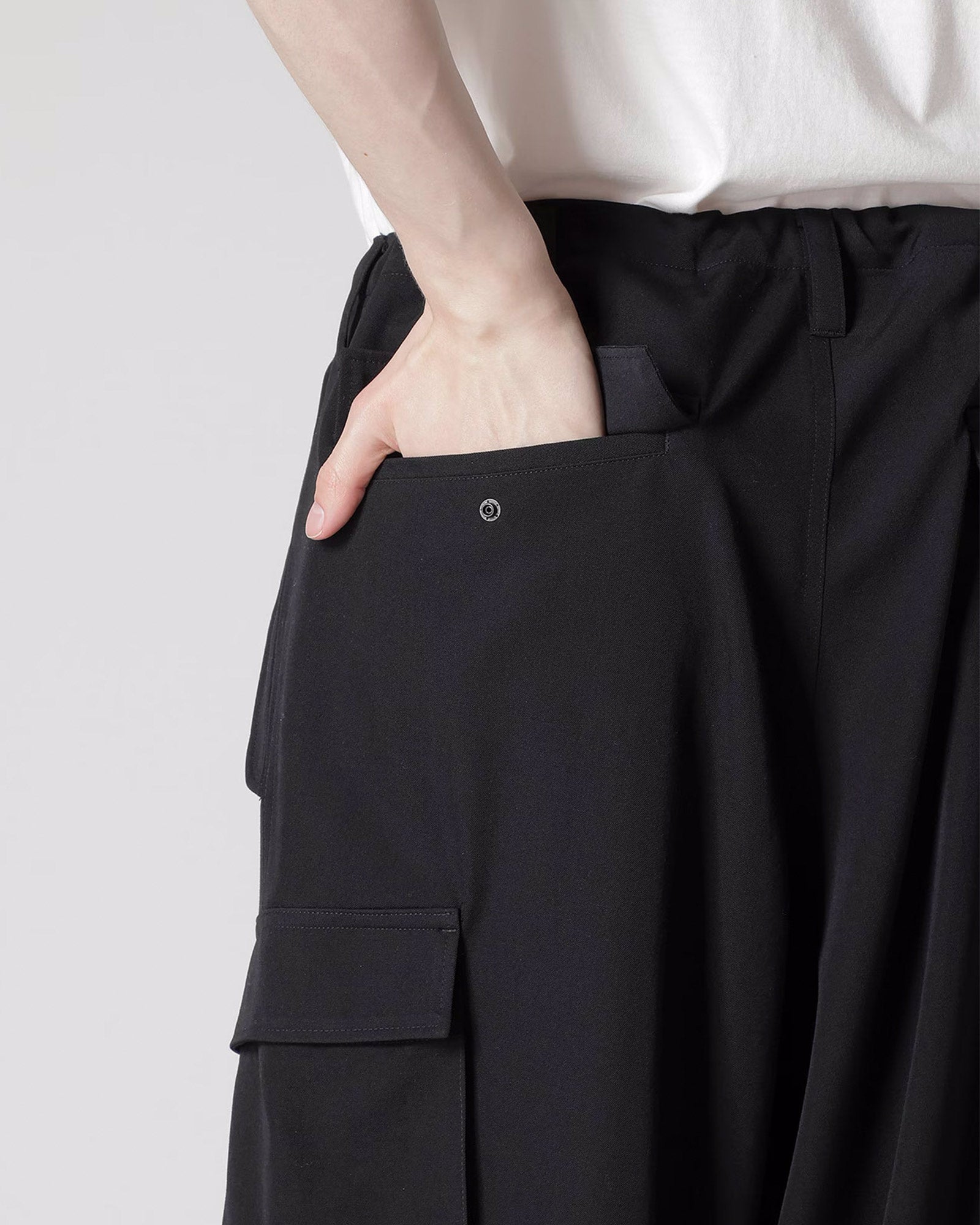 Y's for men・ワイズ フォー メン - その他パンツ WOOL GABARDINE CARGO PANTS / BLACK