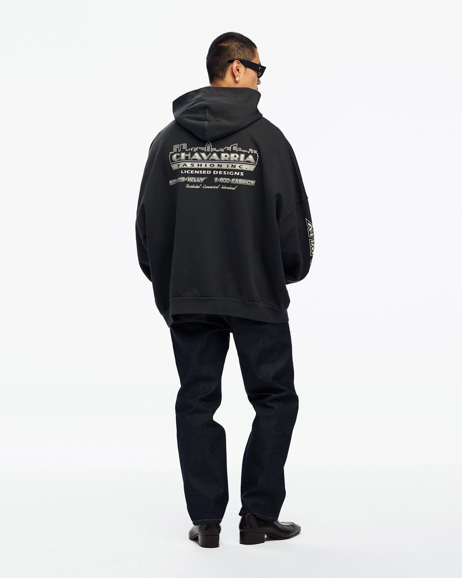 WILLY CHAVARRIA・ウィリー・チャバリア -  CHAVARRIA LICENSED DESIGNS ZIP HOODIE / BLACK
