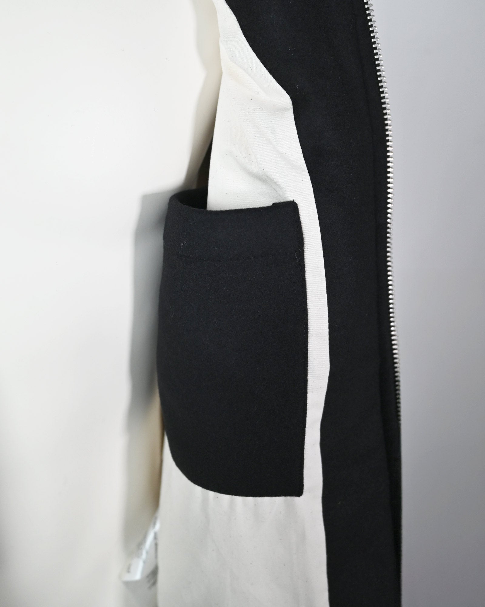 PEACEMAKER OAMC・オーエーエムシー - ジャケット MINIMAL BOMBER / BLACK