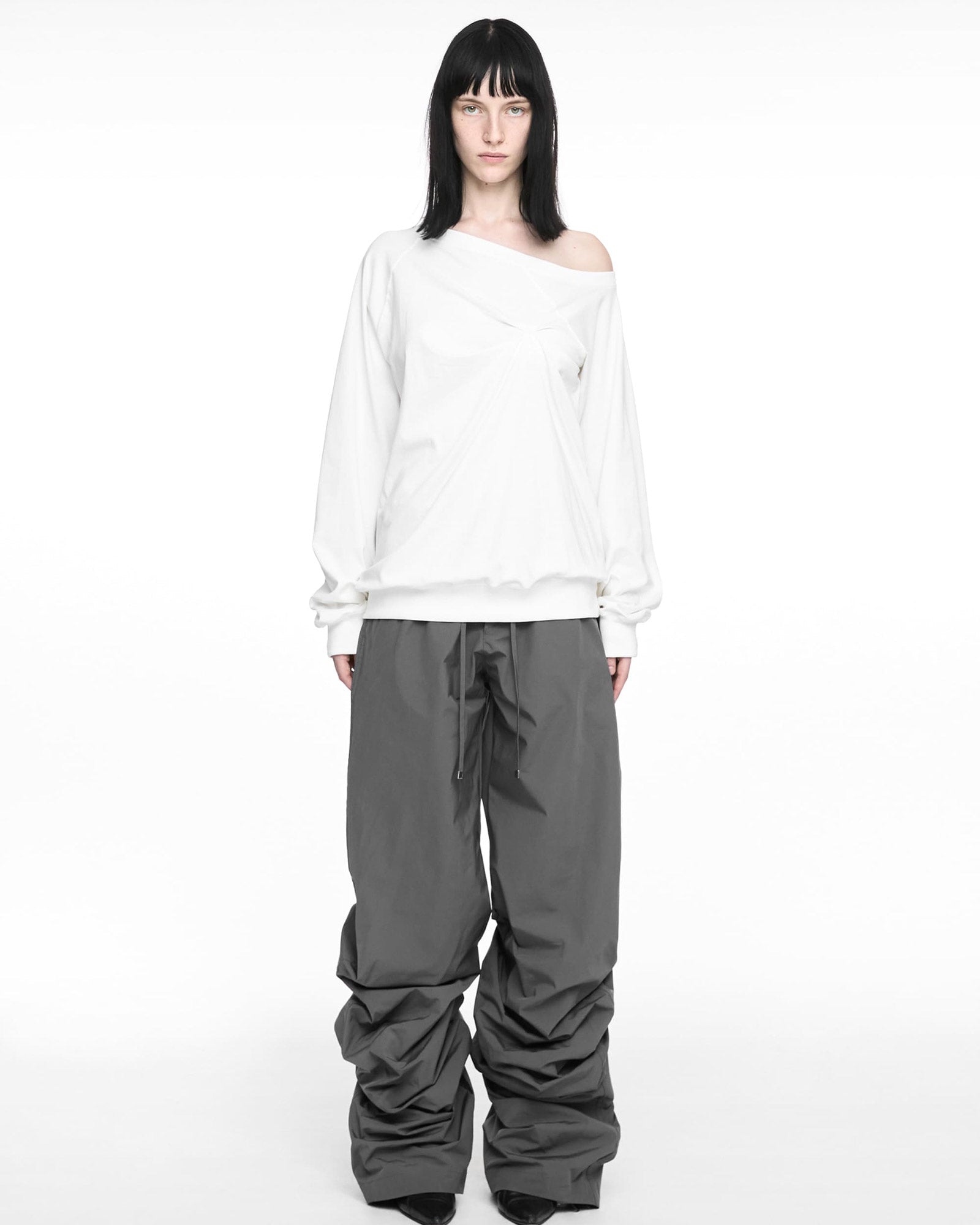 NACHE・ナチェ - その他パンツ PINTUCK NYLON PANTS / CHARCOAL