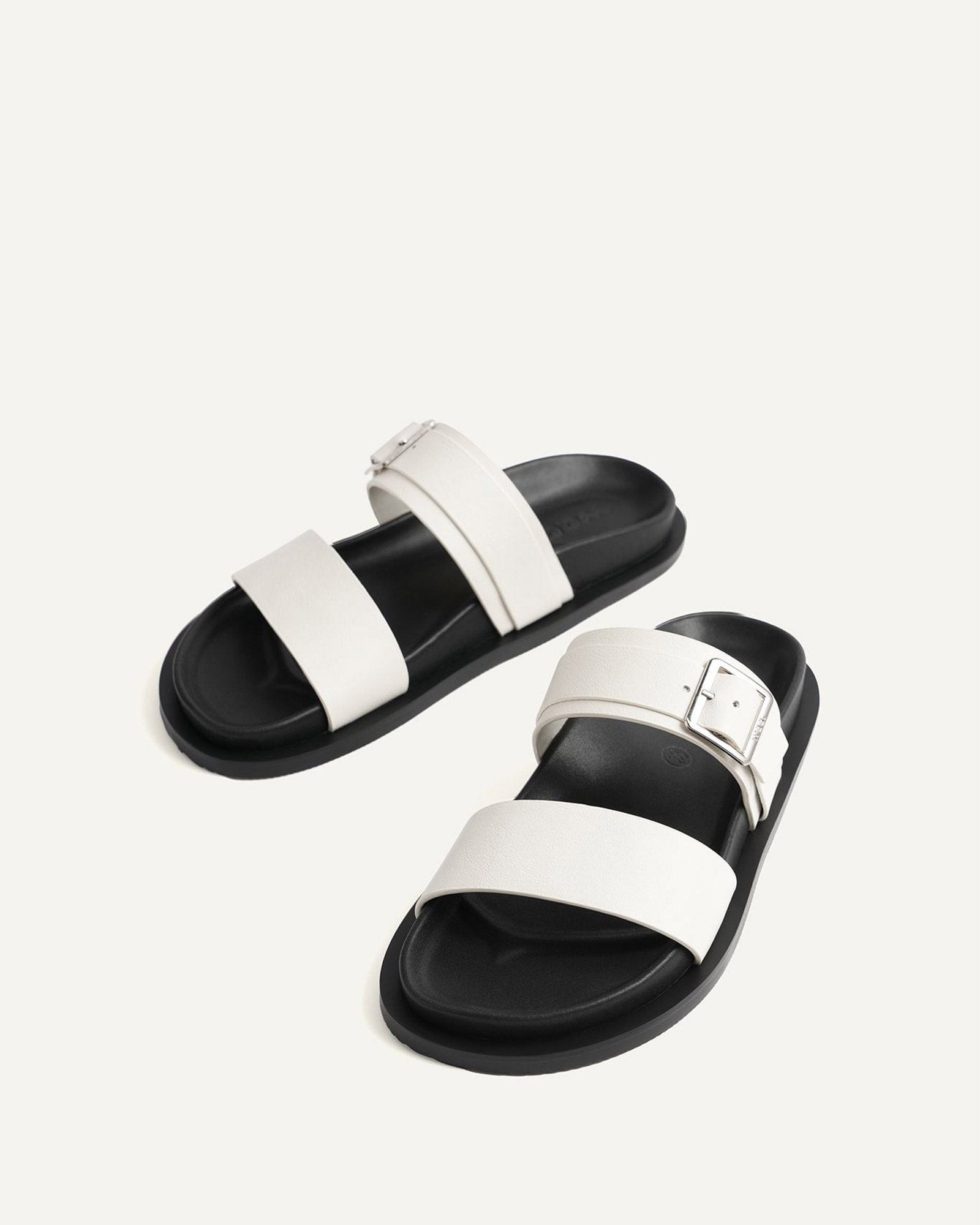 Waa.studios・ワースタジオ -  NHỊ SANDALS / IVORY
