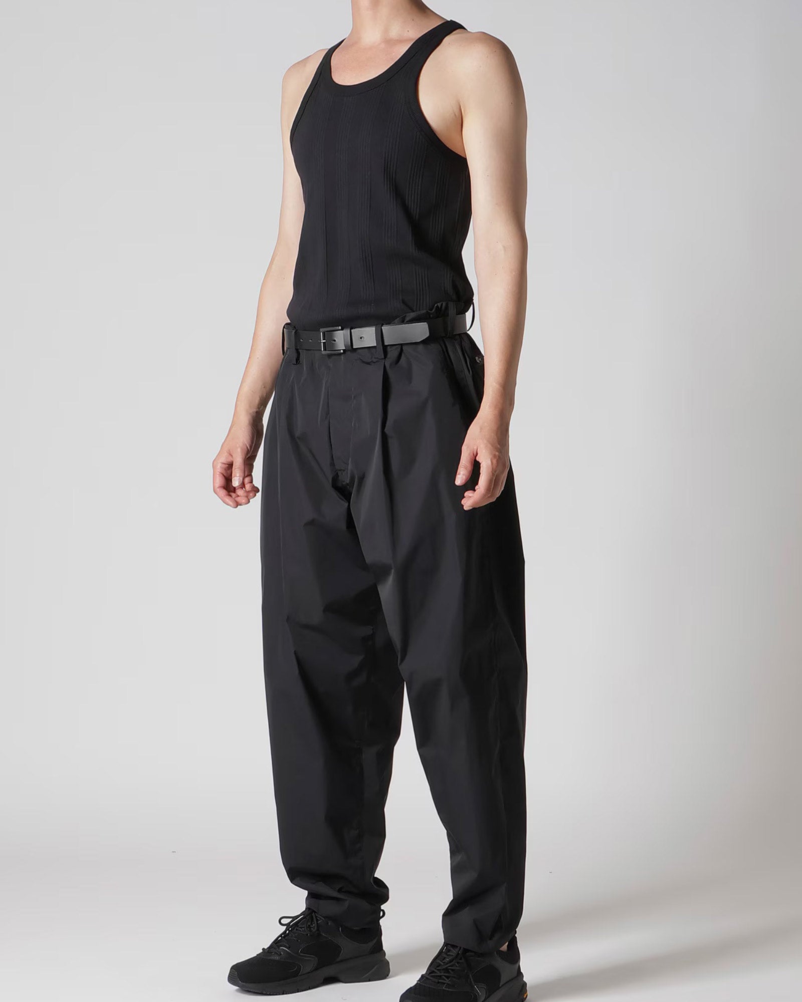NYLON TAFFETA SIDE ZIP PANTS | detail-online-store