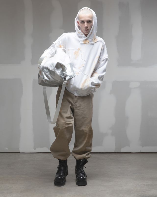 ALEXANDER DIGENOVA・アレキサンダー・ディジェノバ - パーカー・フーディ CUT OUT HOODIE /  WHITE RUST