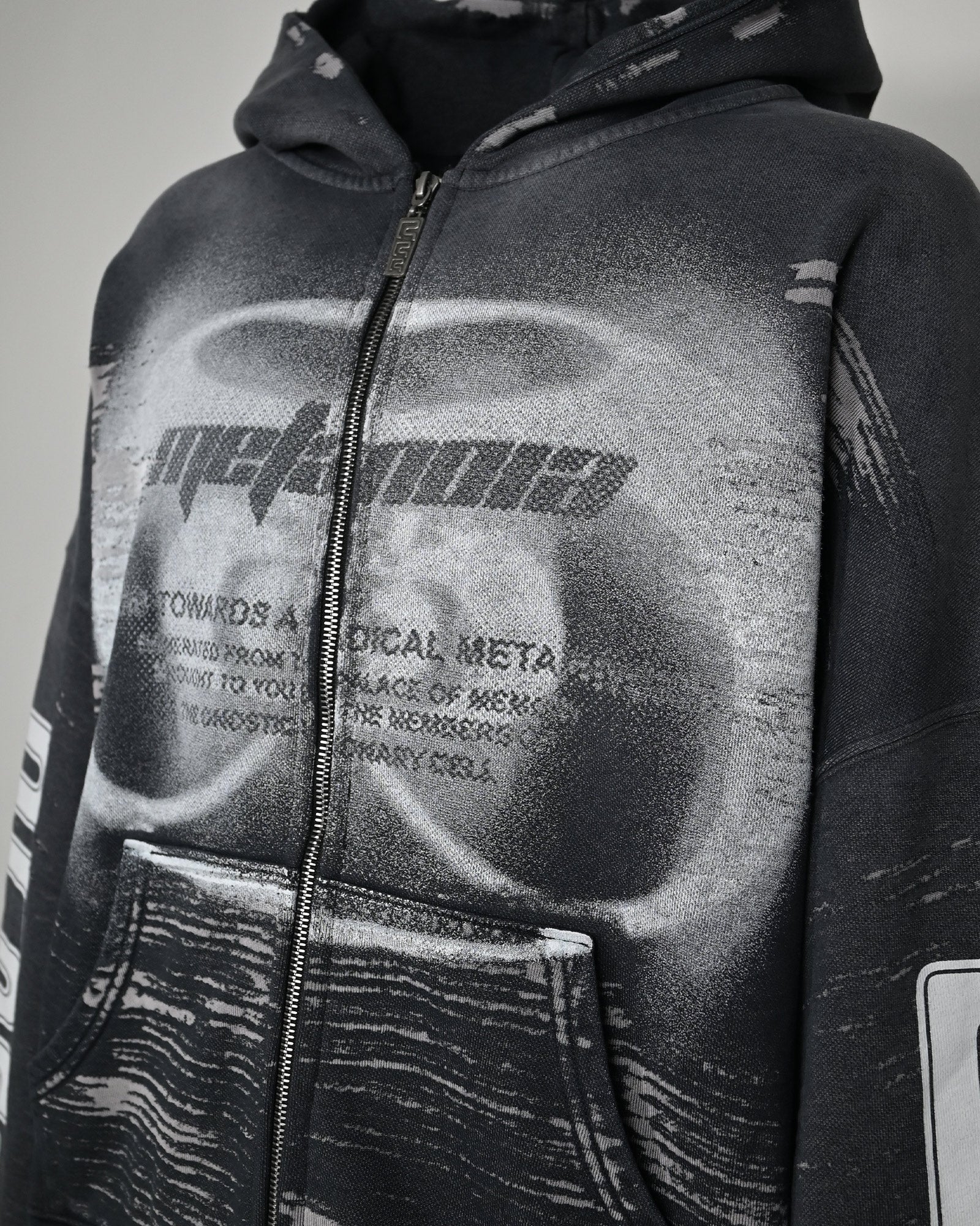 RRR123・リヴィントン ロイ レビス - パーカー・フーディ PARACLETE IN FLUX ROSE ZIP HOODIE