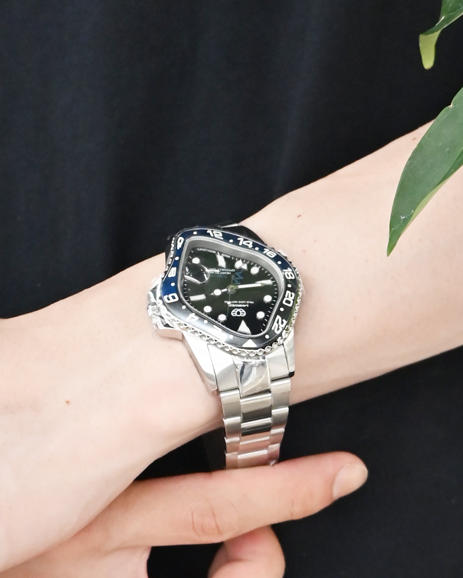 LAARVEE・ラーヴィ - ウォッチ PEA001GMT-SBKBLBK / BLACK×BLUE