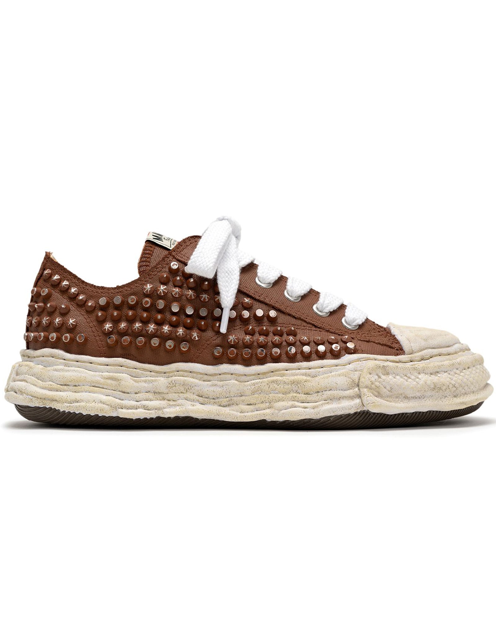 PETERSON 23 ORIGINAL SOLE STUDDED PAINT CANVAS LOW-TOP SNEAKER / BROWN